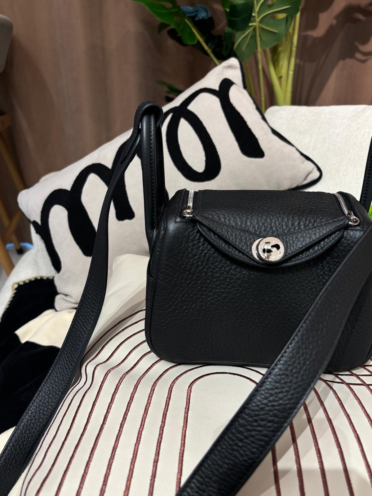 Hermes Mini Lindy Stamp W 黑銀 100%Authentic, 99%New ✅收據副本✅Dust bag✅Box