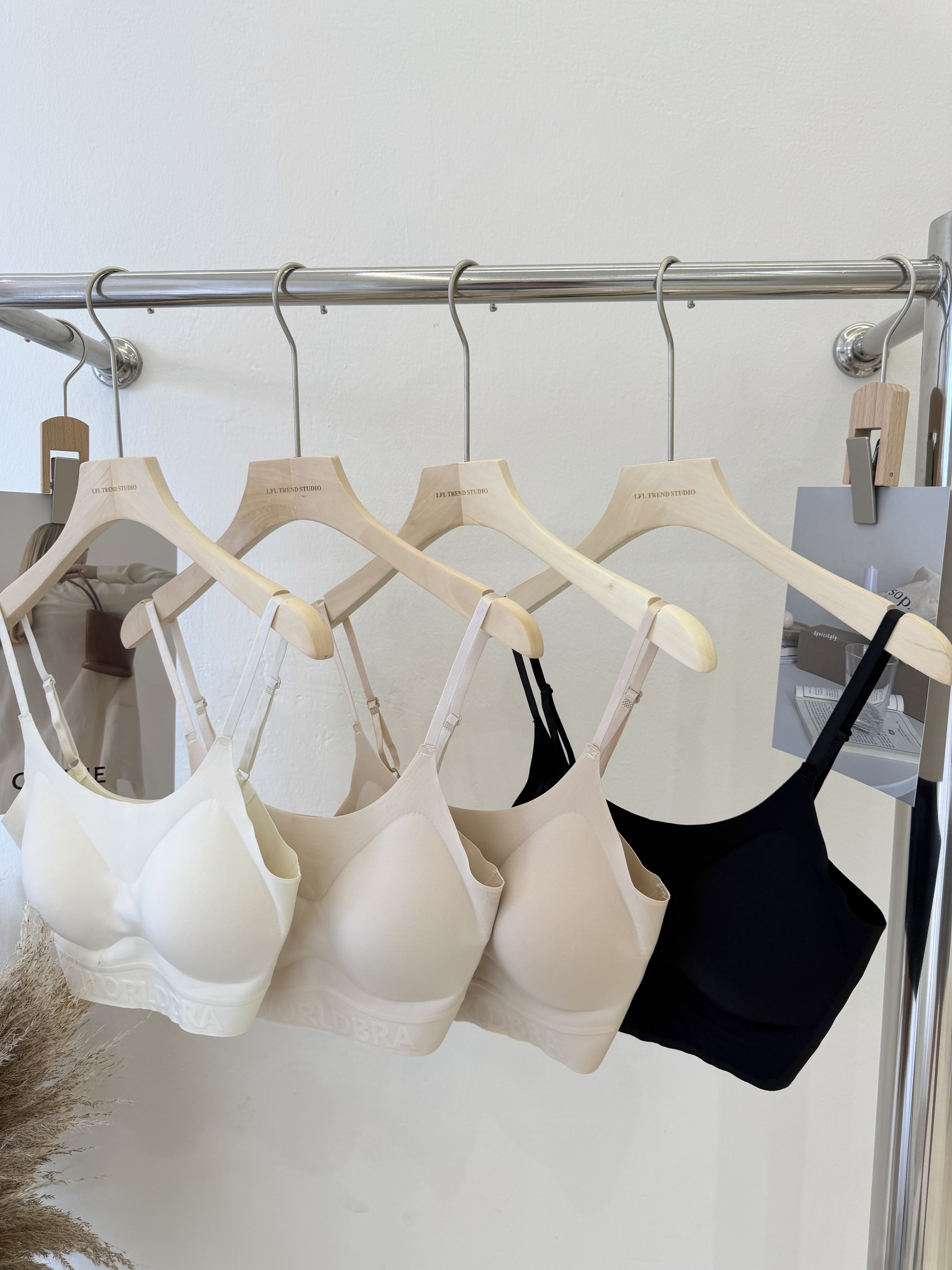 6647 粉底液云感果冻Bra