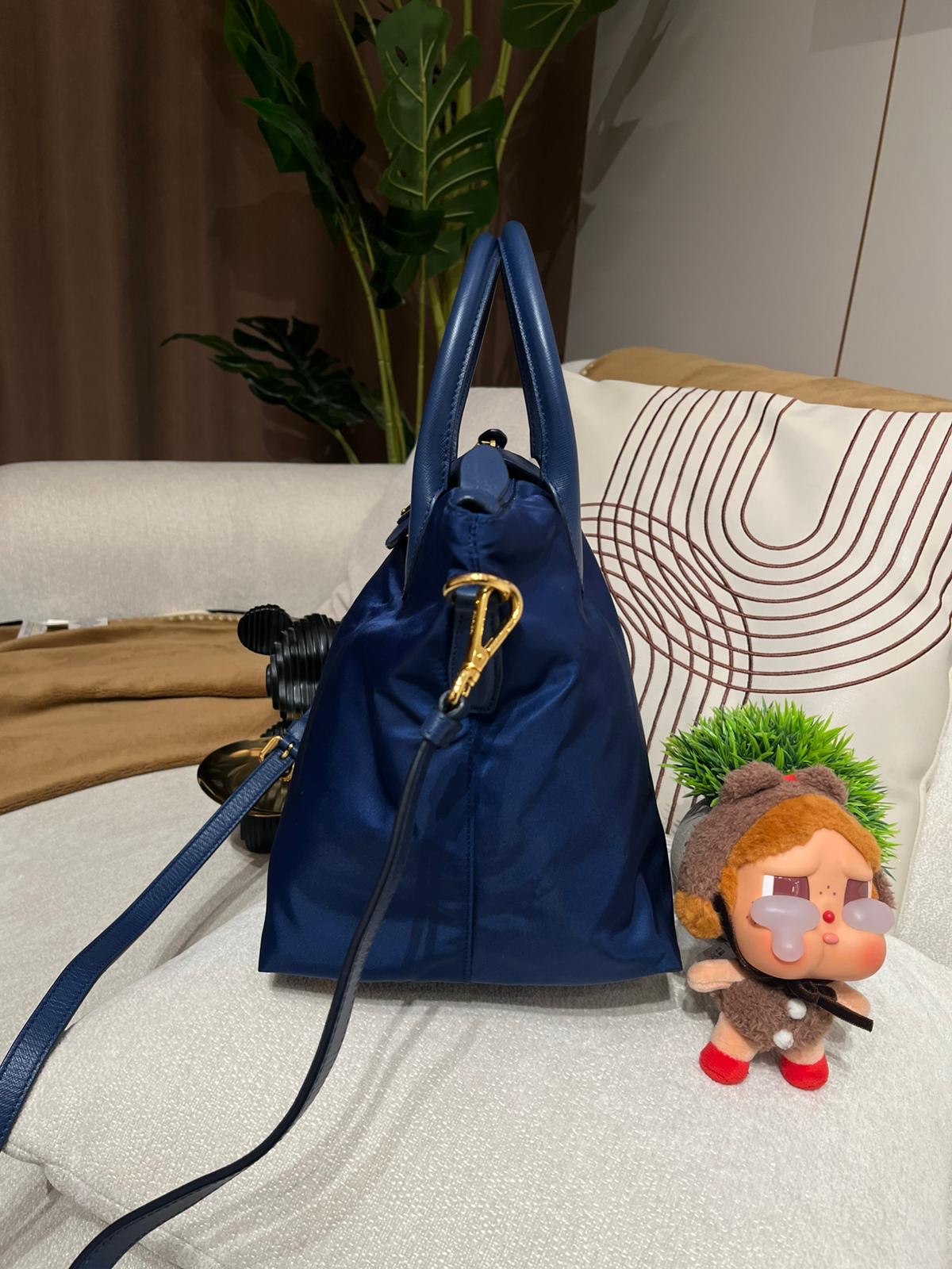 Prada Nylon 2way Bag 100%Authentic, 98%New ✅Dust bag