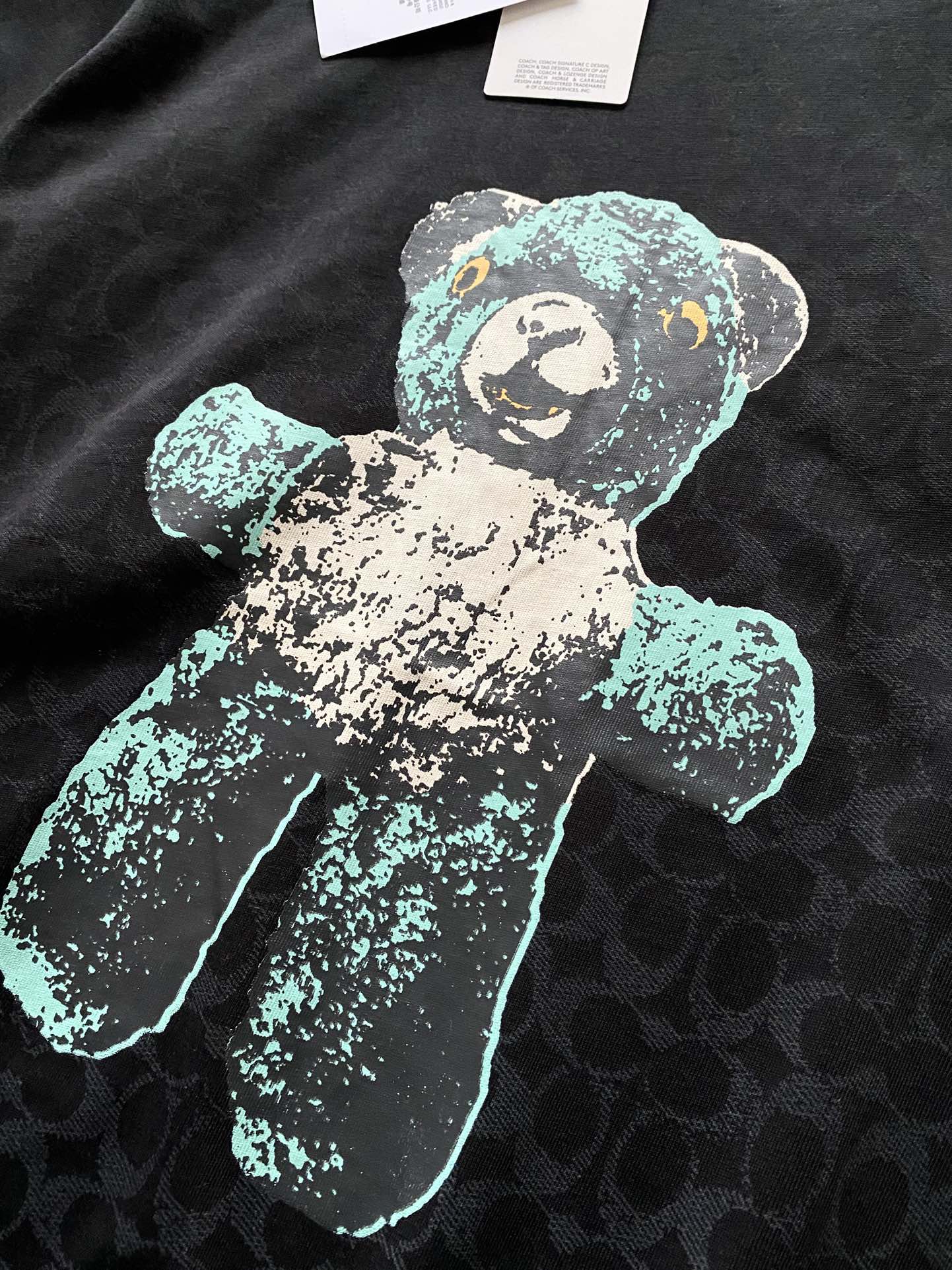 🔥【爆紅款｜C''oach 黑色滿印熊塗鴉Tee