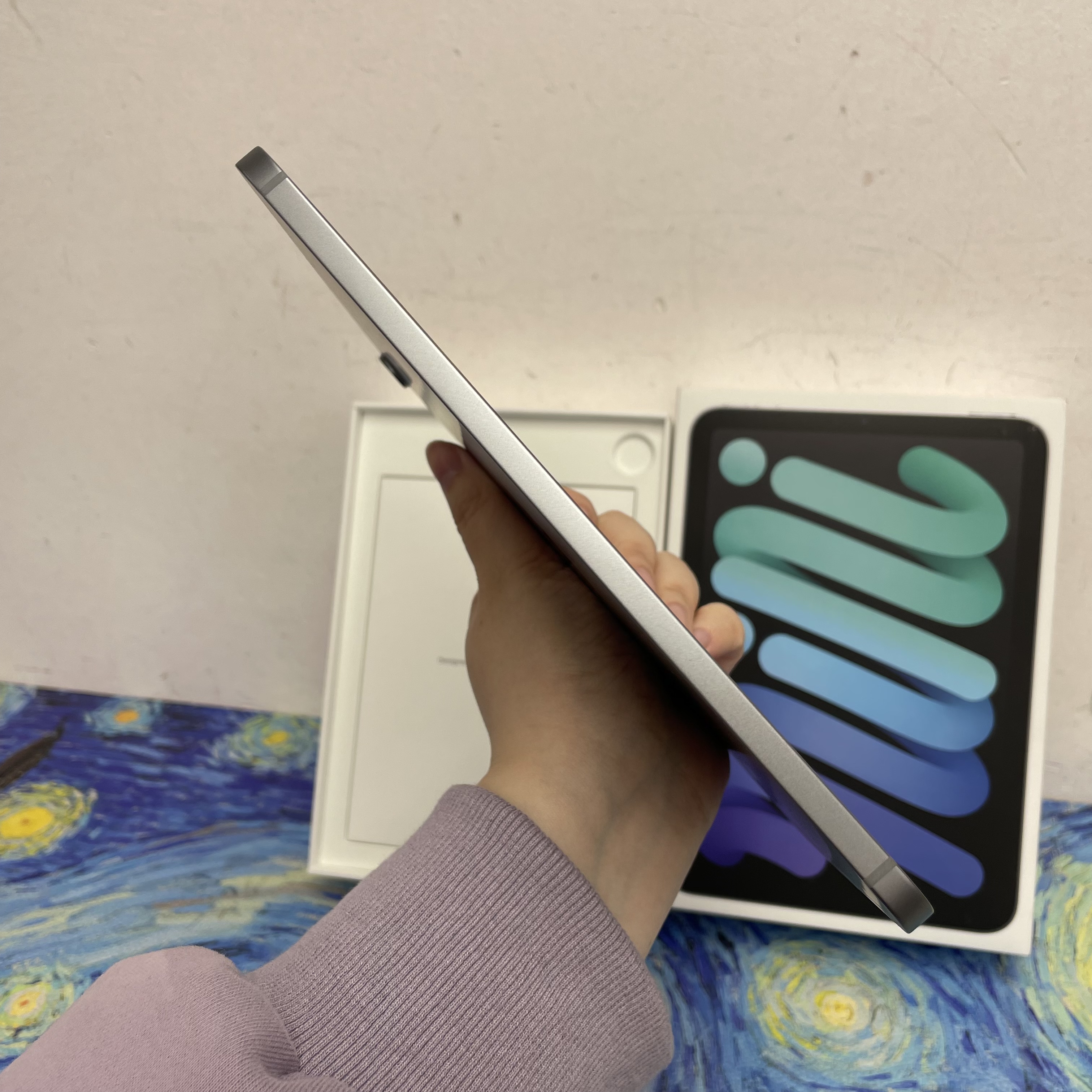 *5835100 iPad mini 7 未使用品 256GB 5G版 灰色 gray