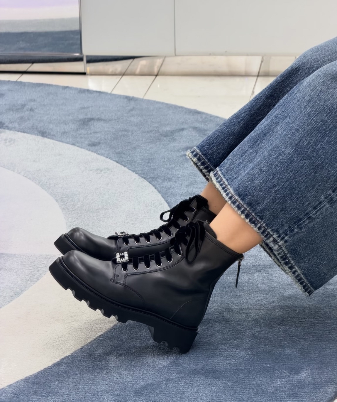 限時優惠✨新款🆕訂貨🍒RV VIV’ Rangers小鑽扣boot  後有拉鍊 方面穿著✨  Size 36 37 38 39 40 41