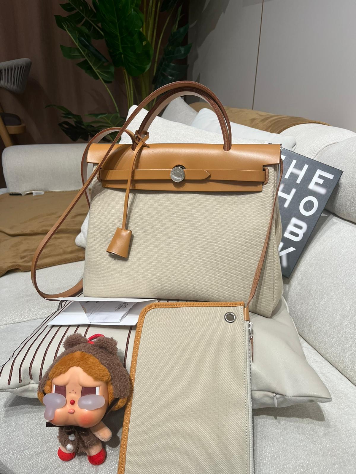 Hermes HERBAG 31,STAMP U,Beton  100%Authentic,98%New ✅收據✅鎖Key✅塵袋✅Box