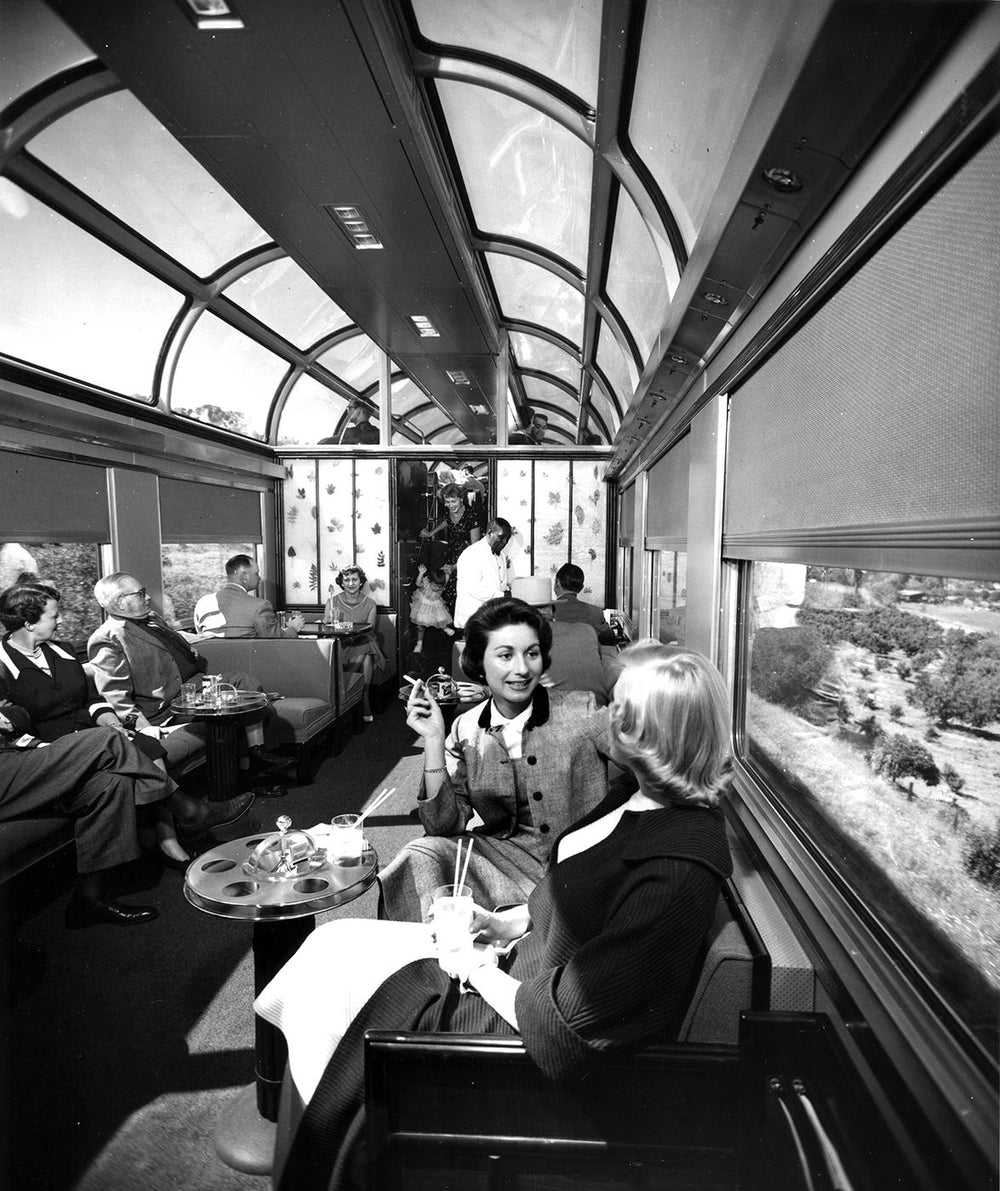 Rapido’s Daylight Dome Lounge HO with lights 