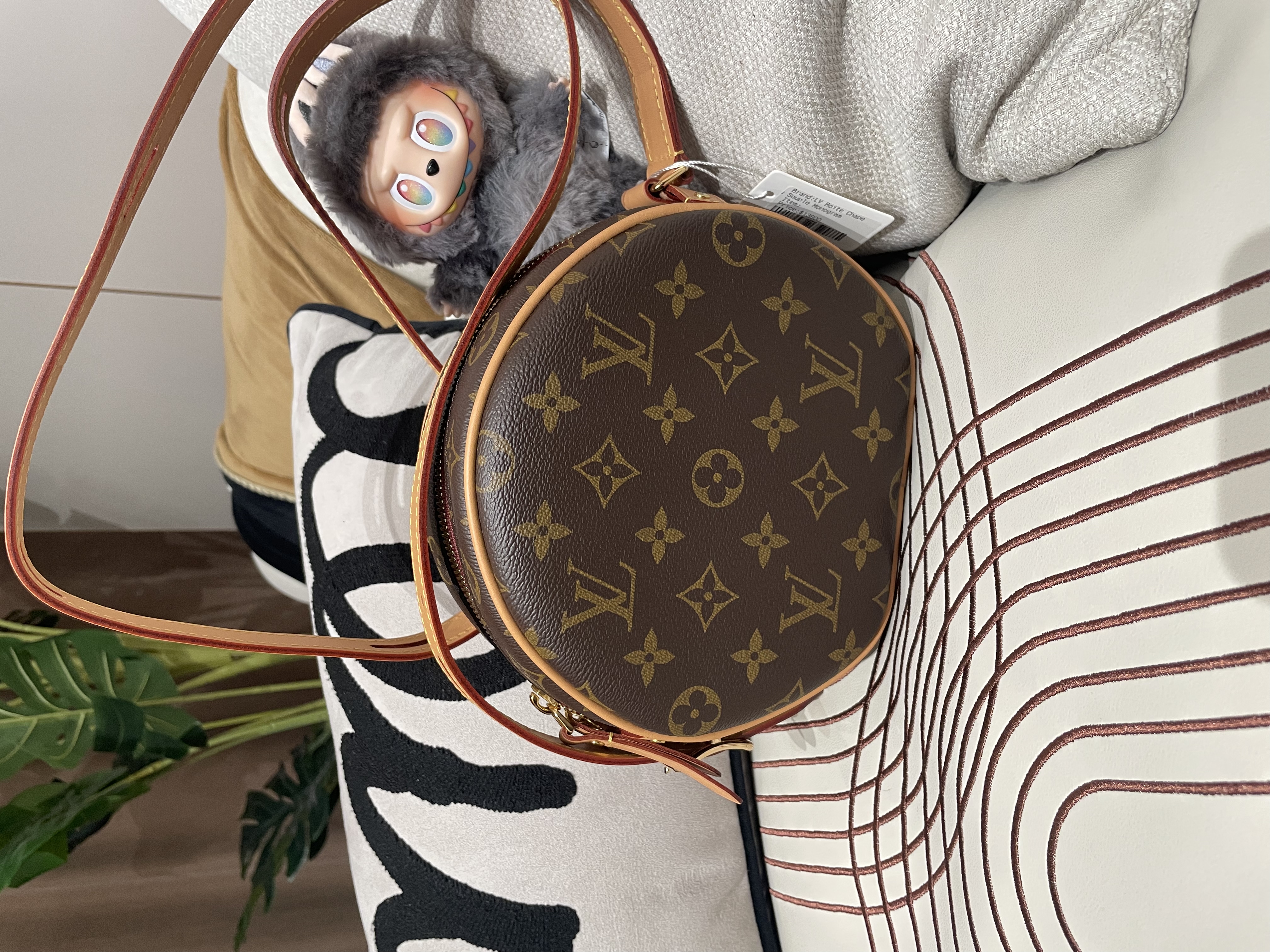 LV Boite Chapeau Souple Monogram 100%Authentic, 98%New ✅Dust bag