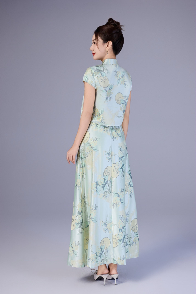 10141119 + 12241120 Serene Blossom Two-Piece Set