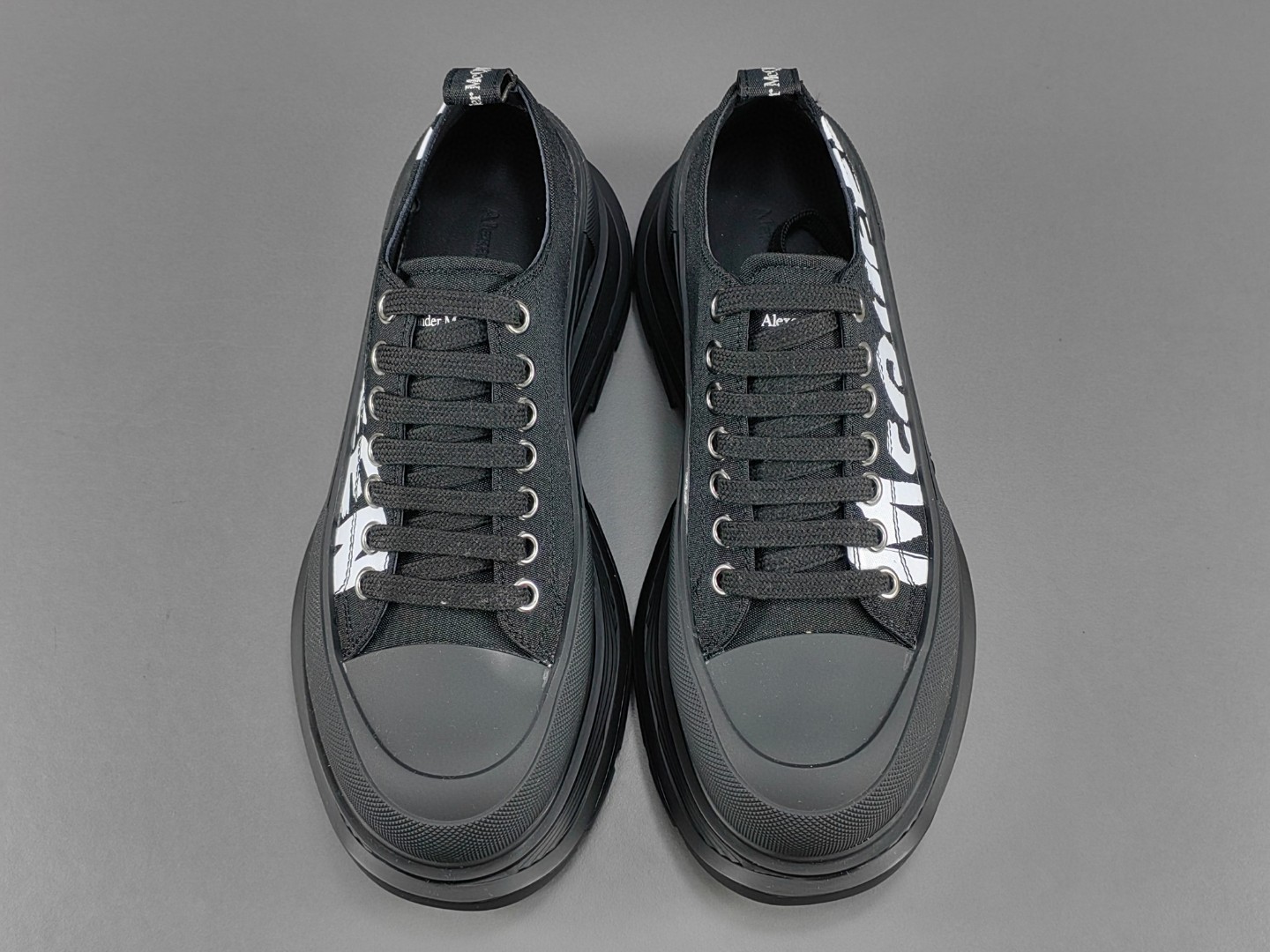 Alexander McQueen Sneakers