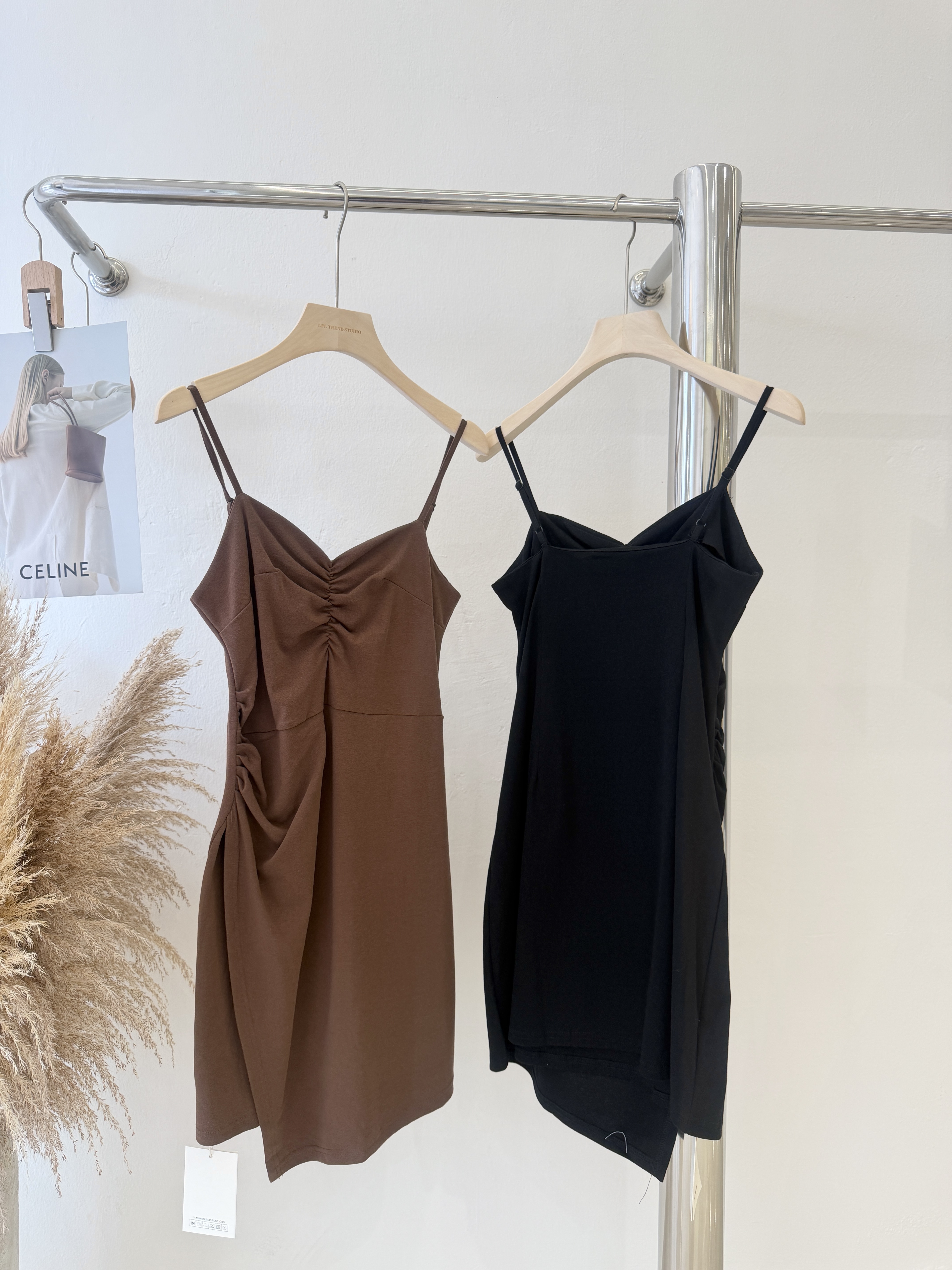 6745 辣妹显瘦吊带连身裙