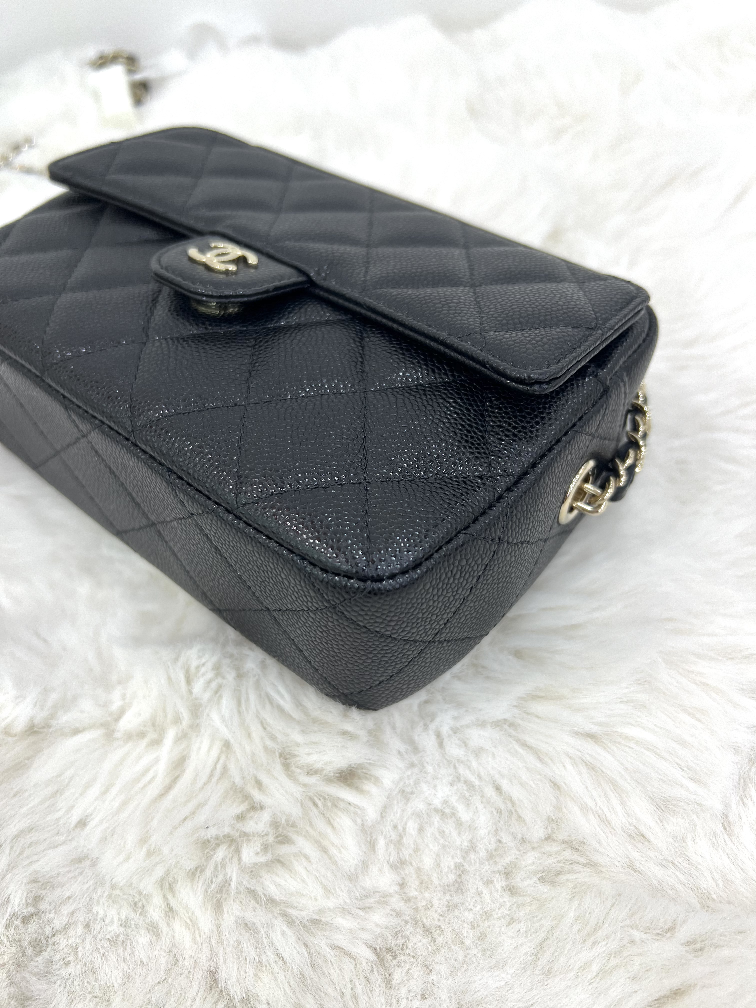 Pre-owned Chanel Matelasse Classic Chain Clutch / Product Code: 080921