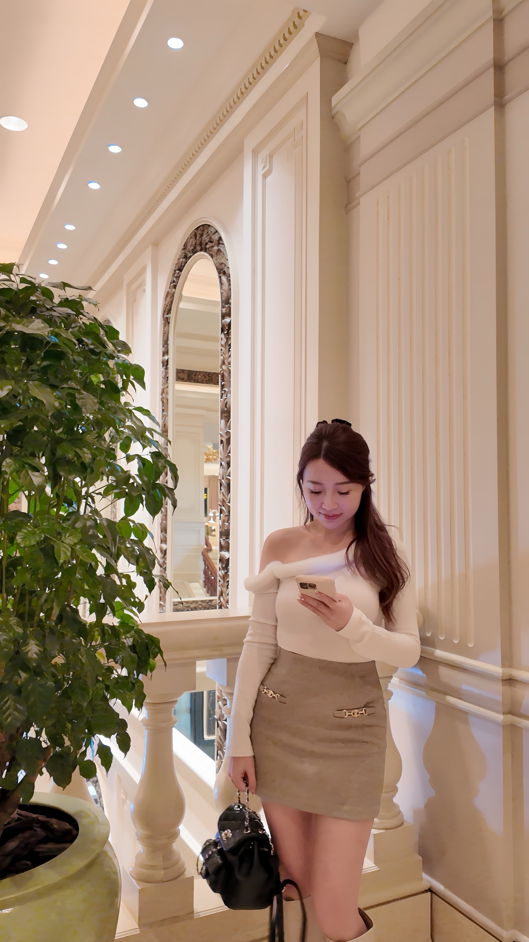 ♥︎節日感毛毛斜肩小上衣