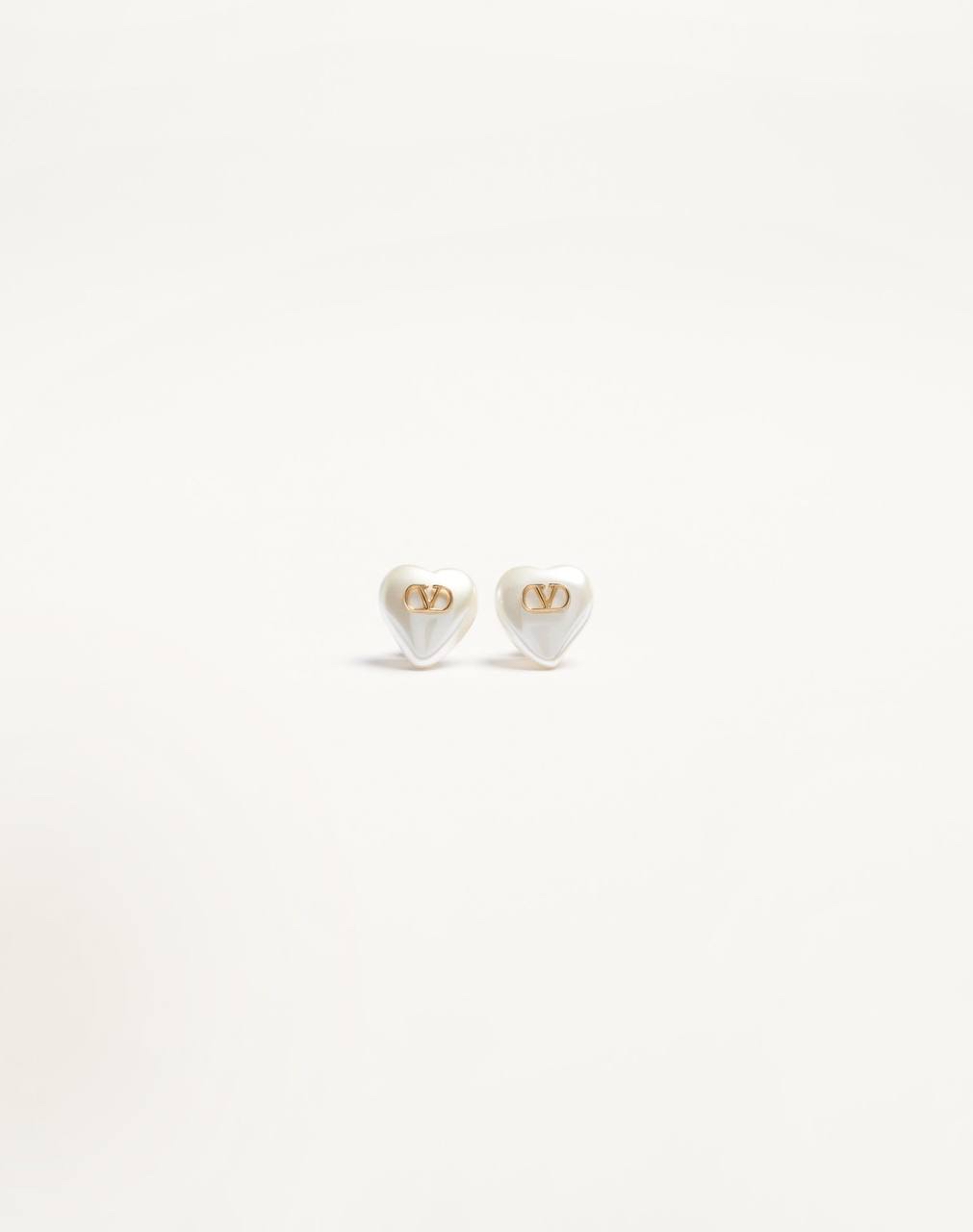 新款🆕訂貨📮Valentino 愛心珍珠耳環 十分美麗🤍🤍🤍🤍 Size 1.5x1.5cm