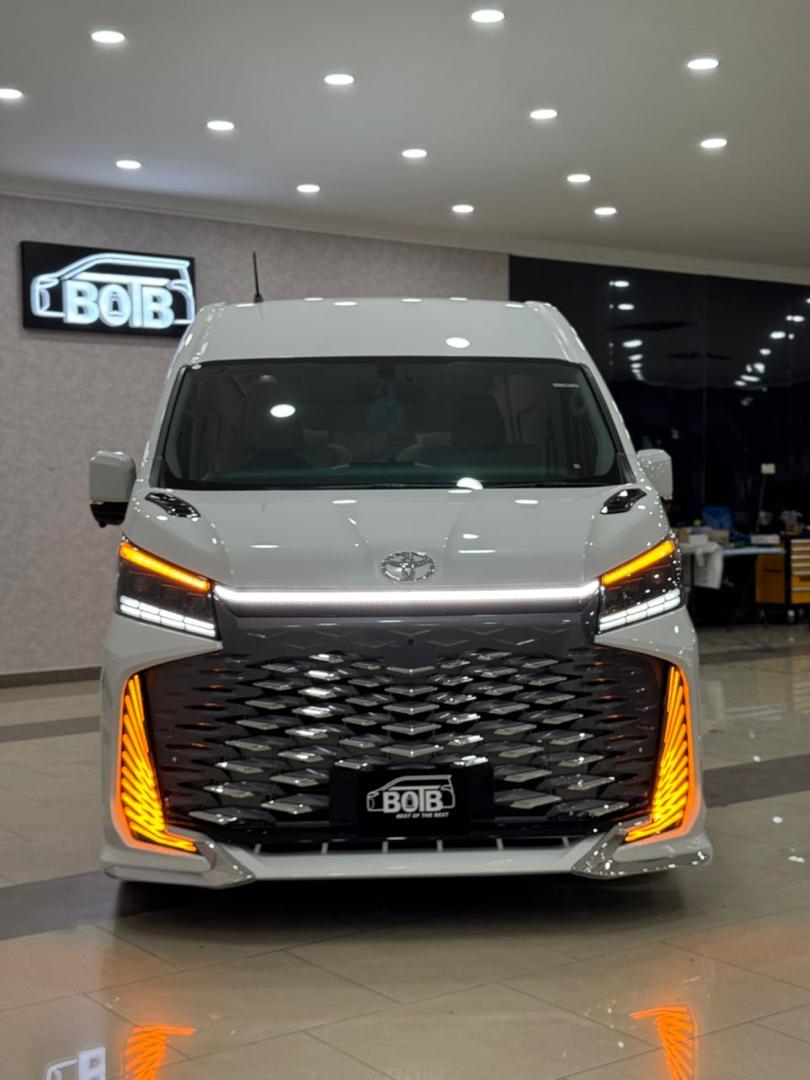 HIACE BODYKIT PAINTING ONLY