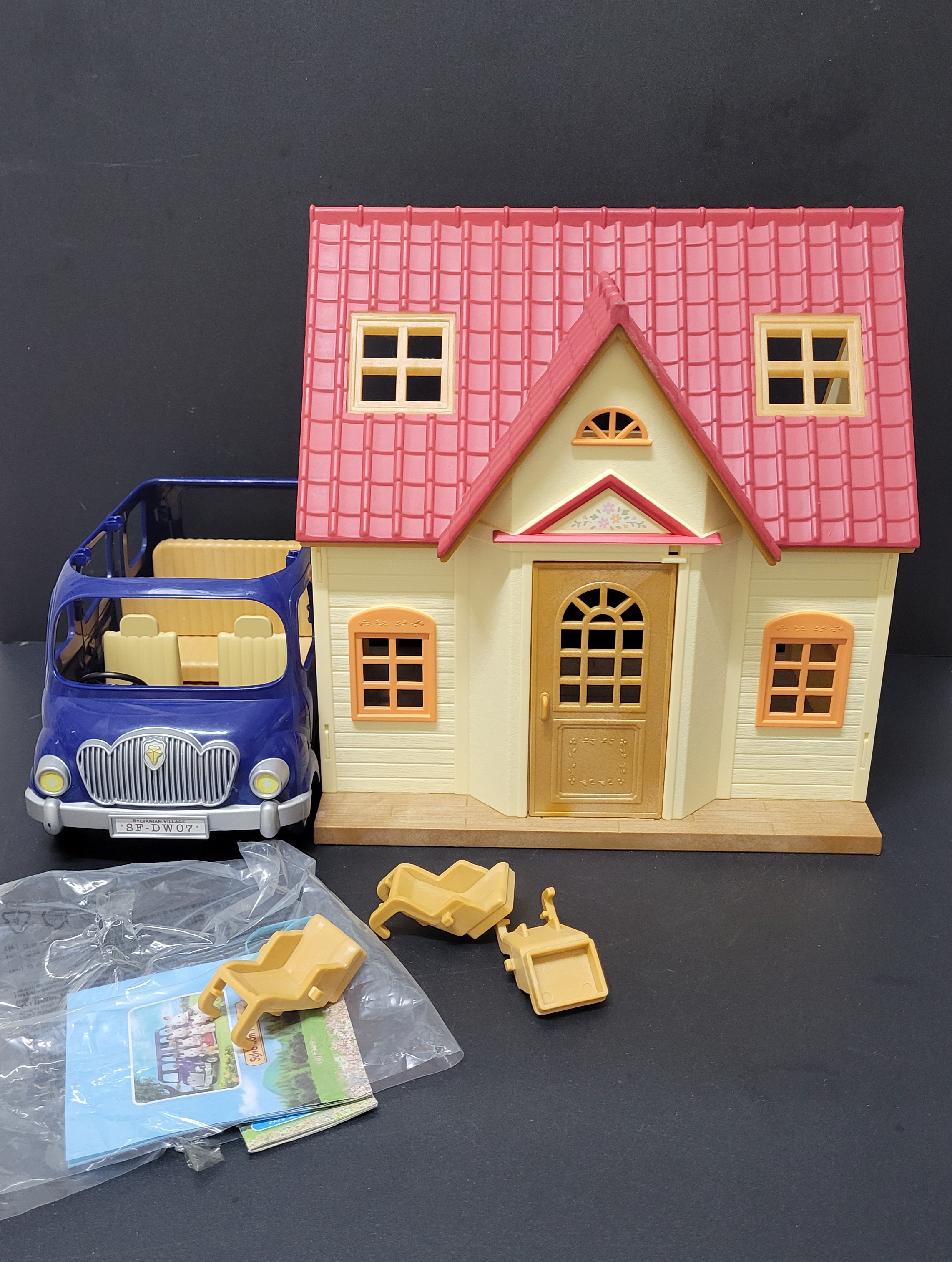 森林家族大屋及車(香港包順豐站）