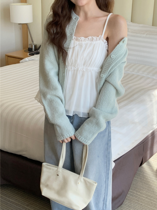 【 🌸♡今轉必入！自帶夢幻感Filter🫧雙層透紗水母吊帶背心💗 】 Bubble Gum Sheer Tank Top