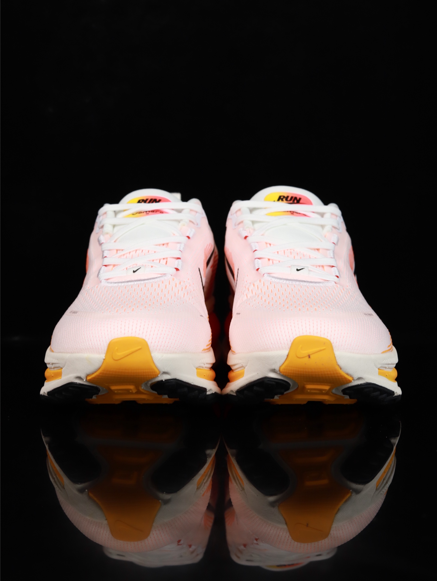 Nike Vomero 18 HM6804-100