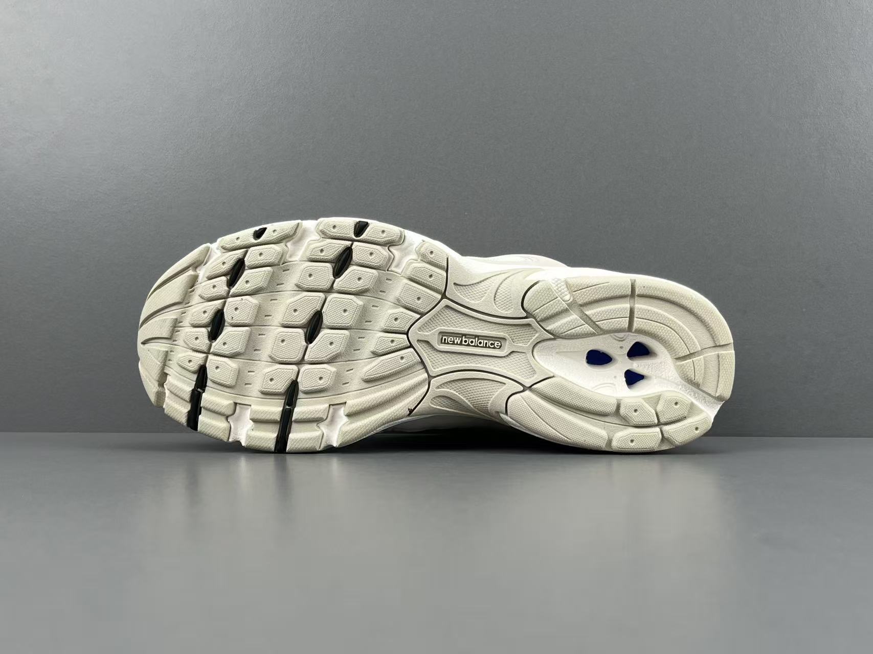 New Balance 530 MR530SH