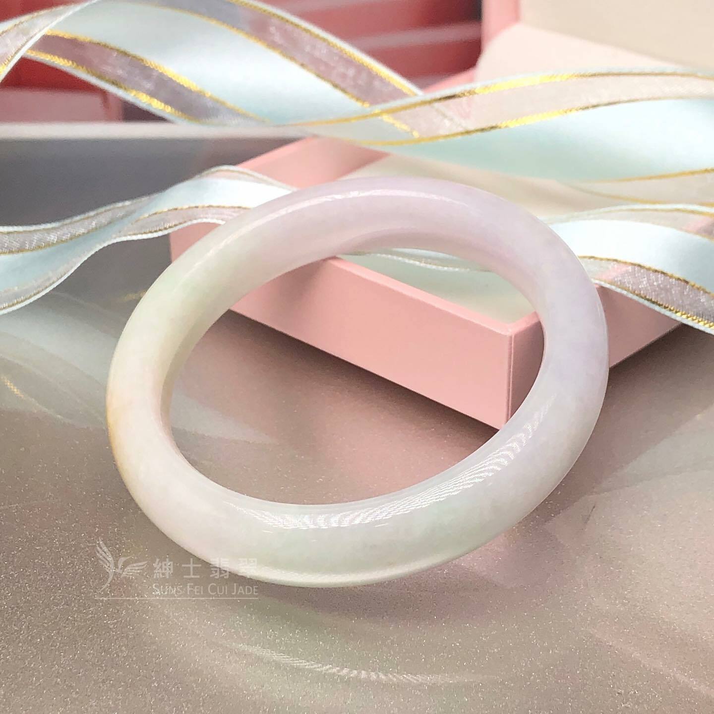 春彩帶翡色福鐲50.6mm