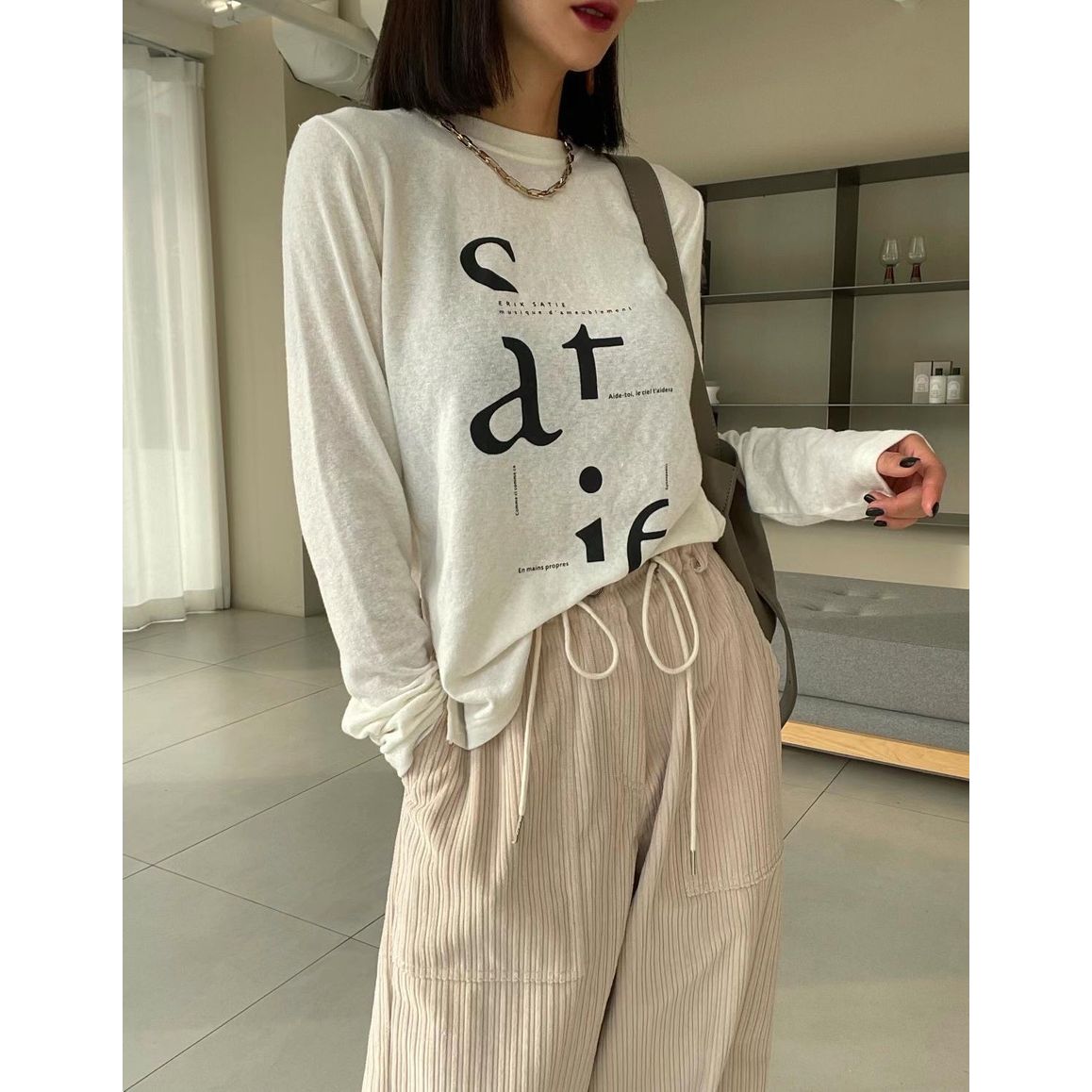 薄身英文字絲襪Top