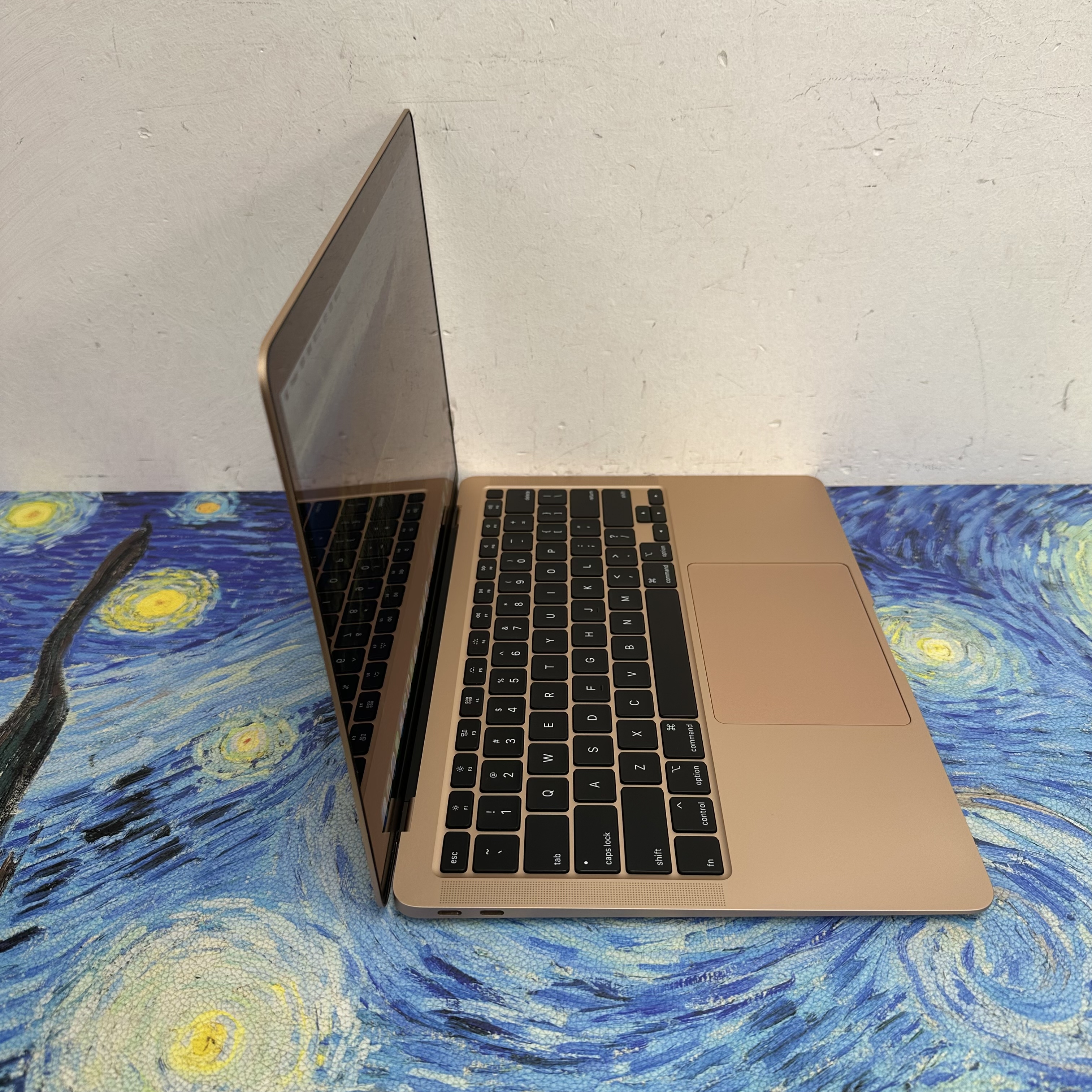 Apple Macbook air/13寸Retina i7 CPU /16GB Ram/512GB SSD/輕薄文書機/ Gaming Laptop / Notebook