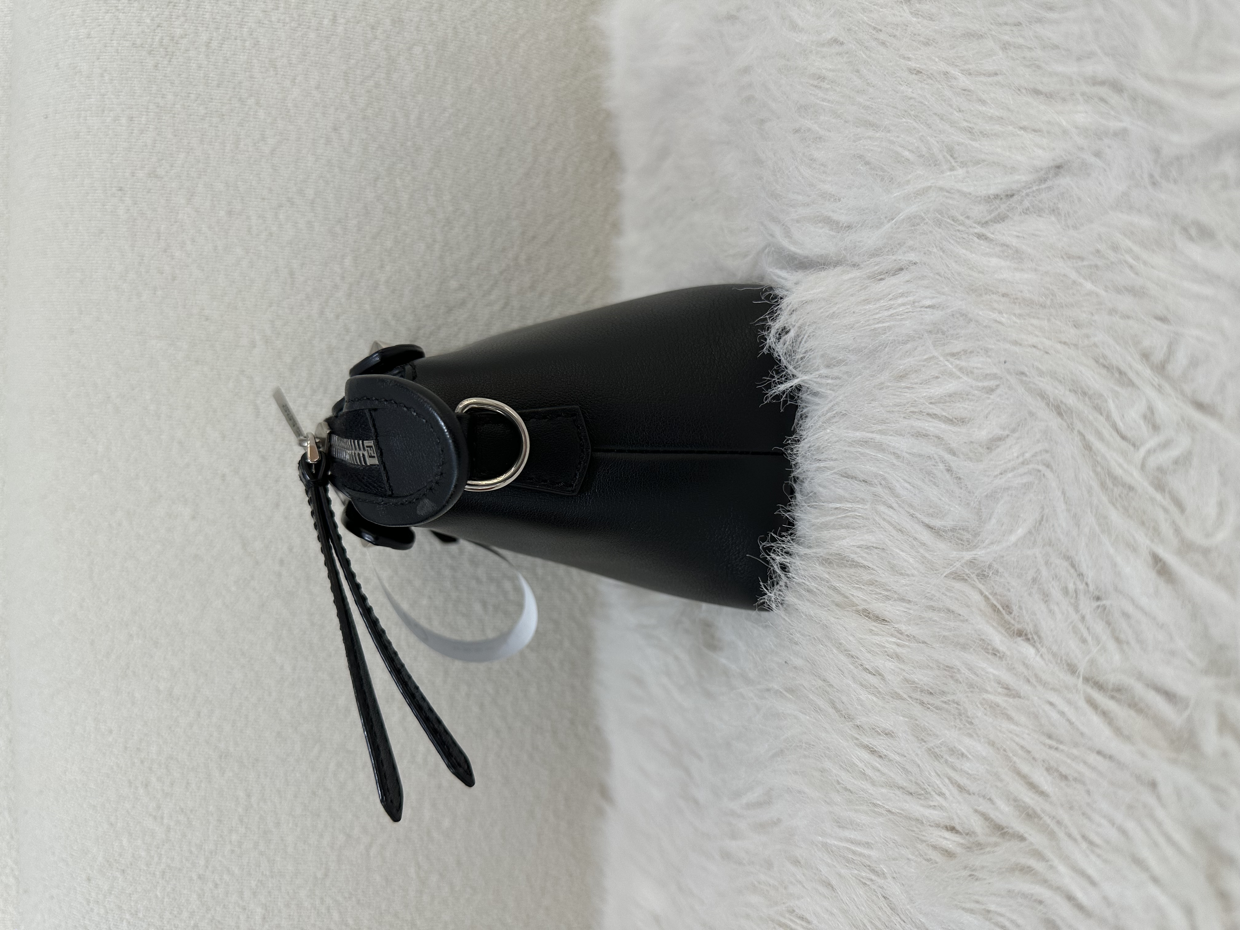 Pre-owned FENDI SHOULDER BAG/ Product Code: 26031011