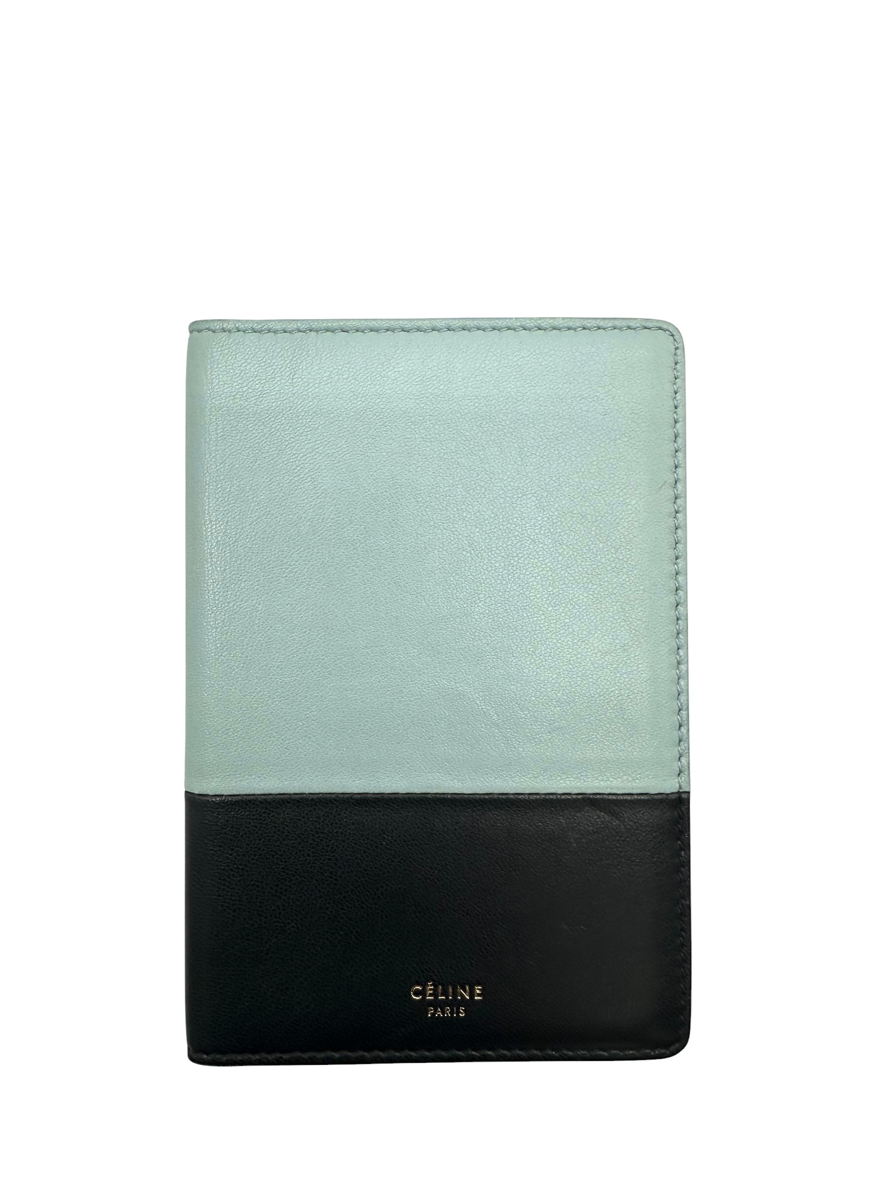 Pre-owned Celine passport holder / Product Code: 061910