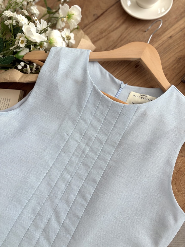Linen Pintuck Dress (Blue)