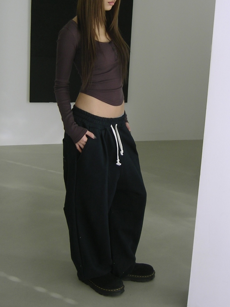 Star Pocket Wide-Leg Sweatpants