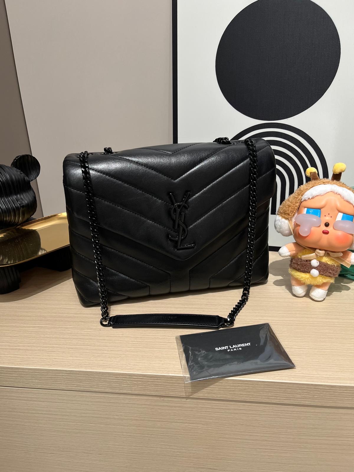 YSL Loulou small flap bag So Black Calfskin 100%Authentic,98%New ✅ certificate ✅Dust bag