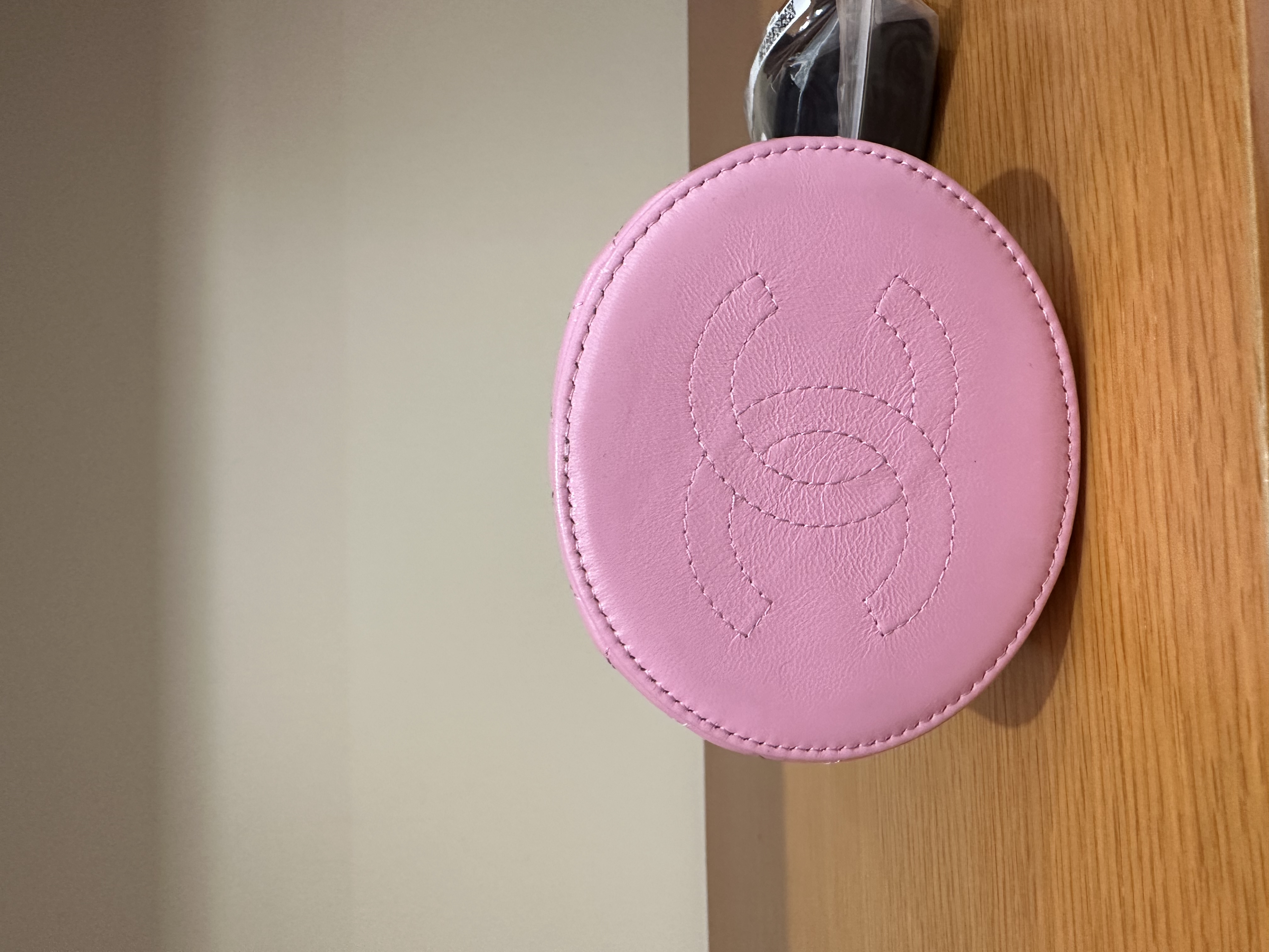 直播貨品 |  [1個-$100 2個-$300］HH04