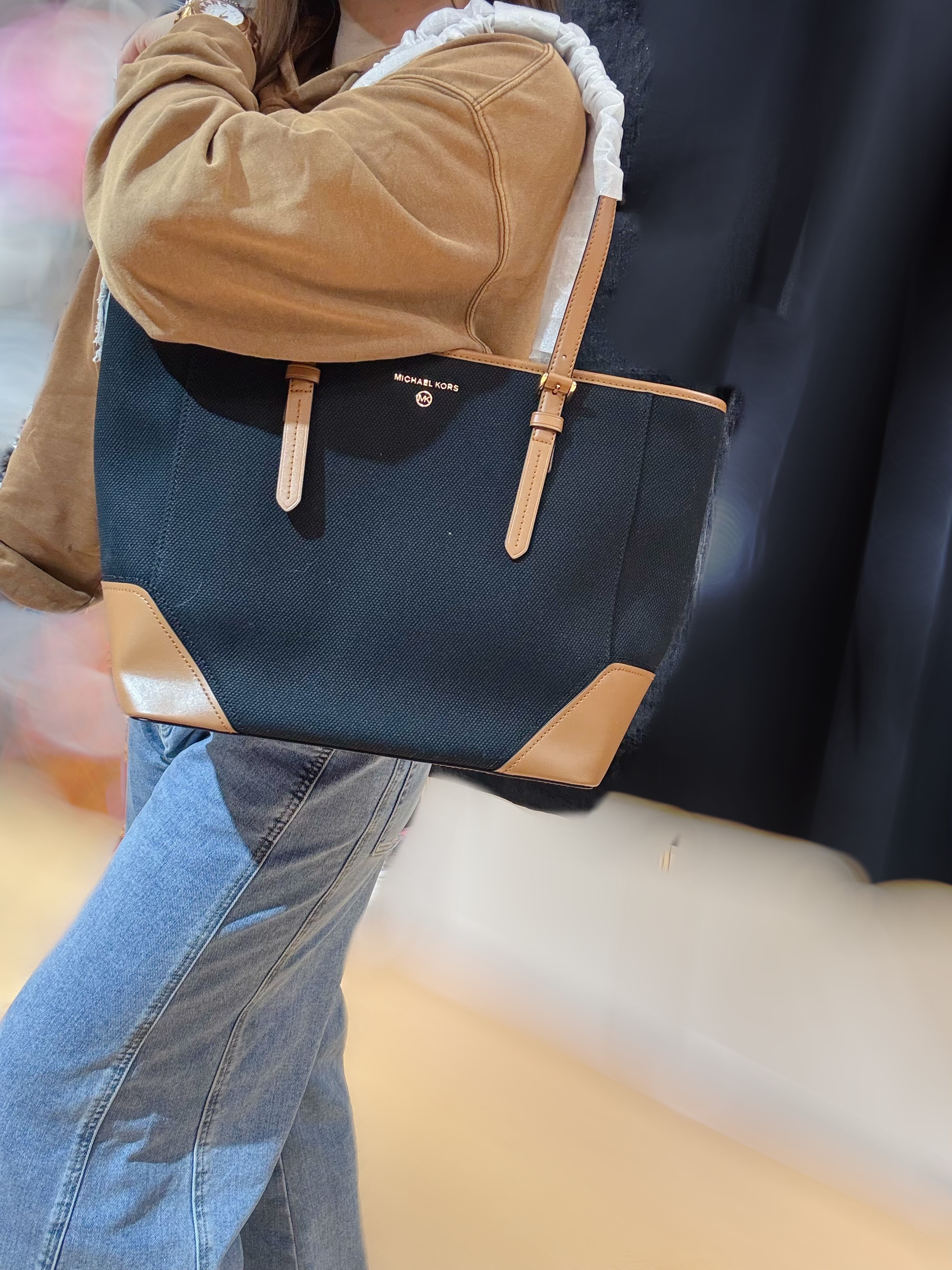 Michael kors Aria zip tote blk