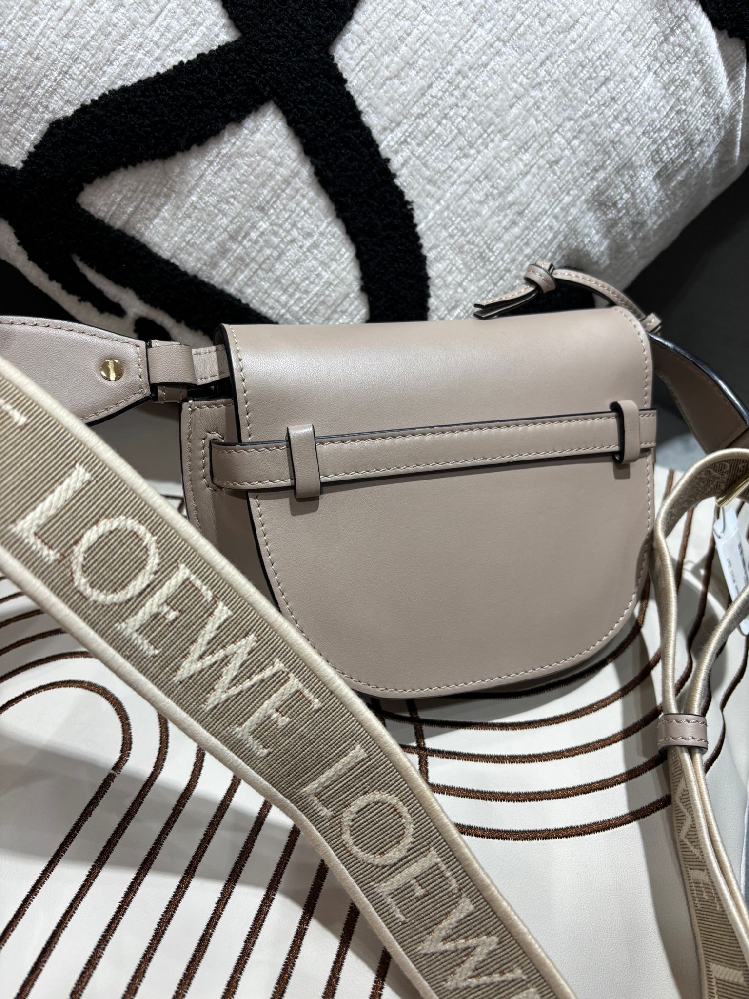 Loewe Mini Gate Calfskin Sand 100%Authentic, 98%New ✅Dust bag