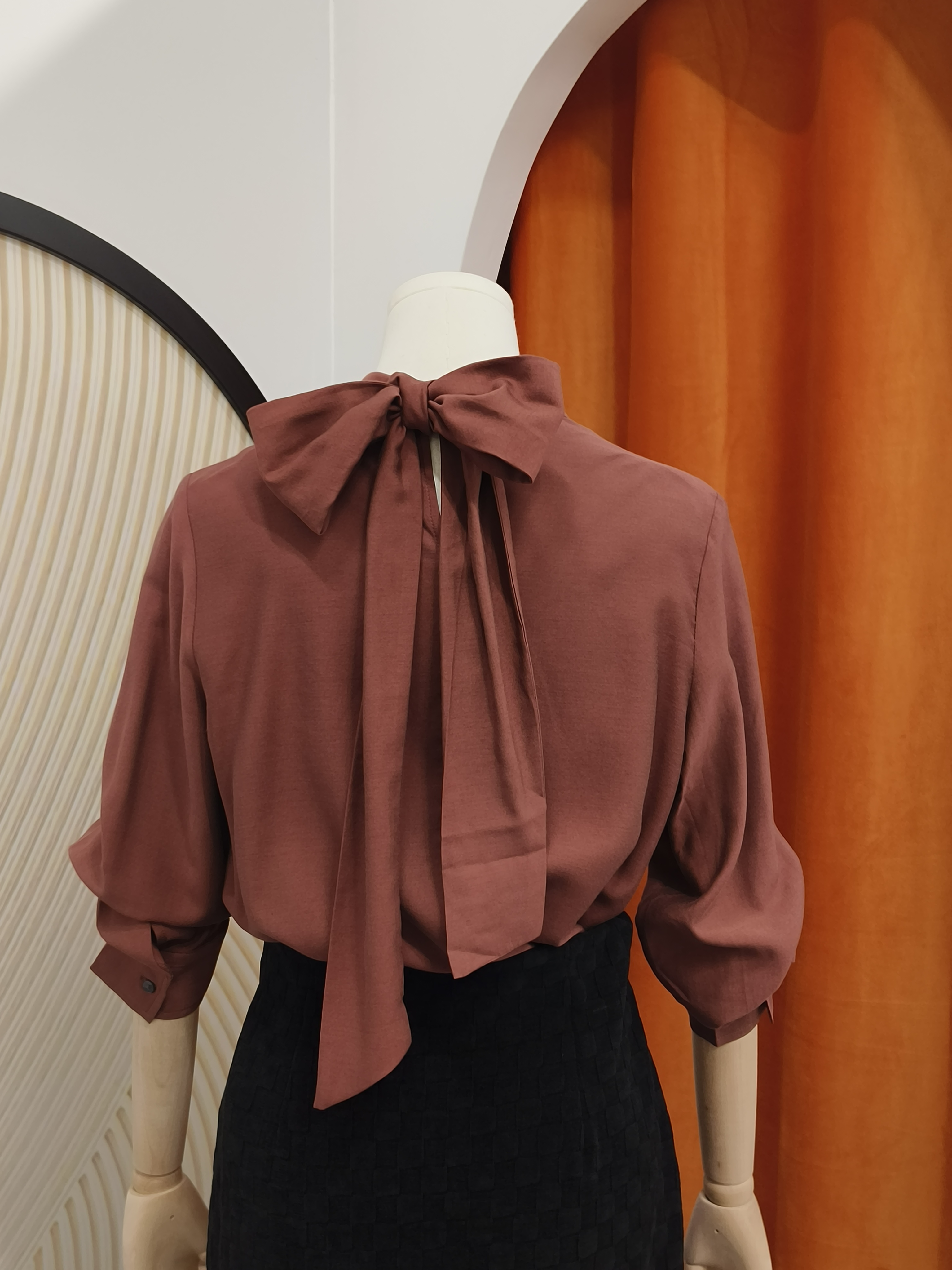 长袖系带衫 Long Sleeves Shirt with sash