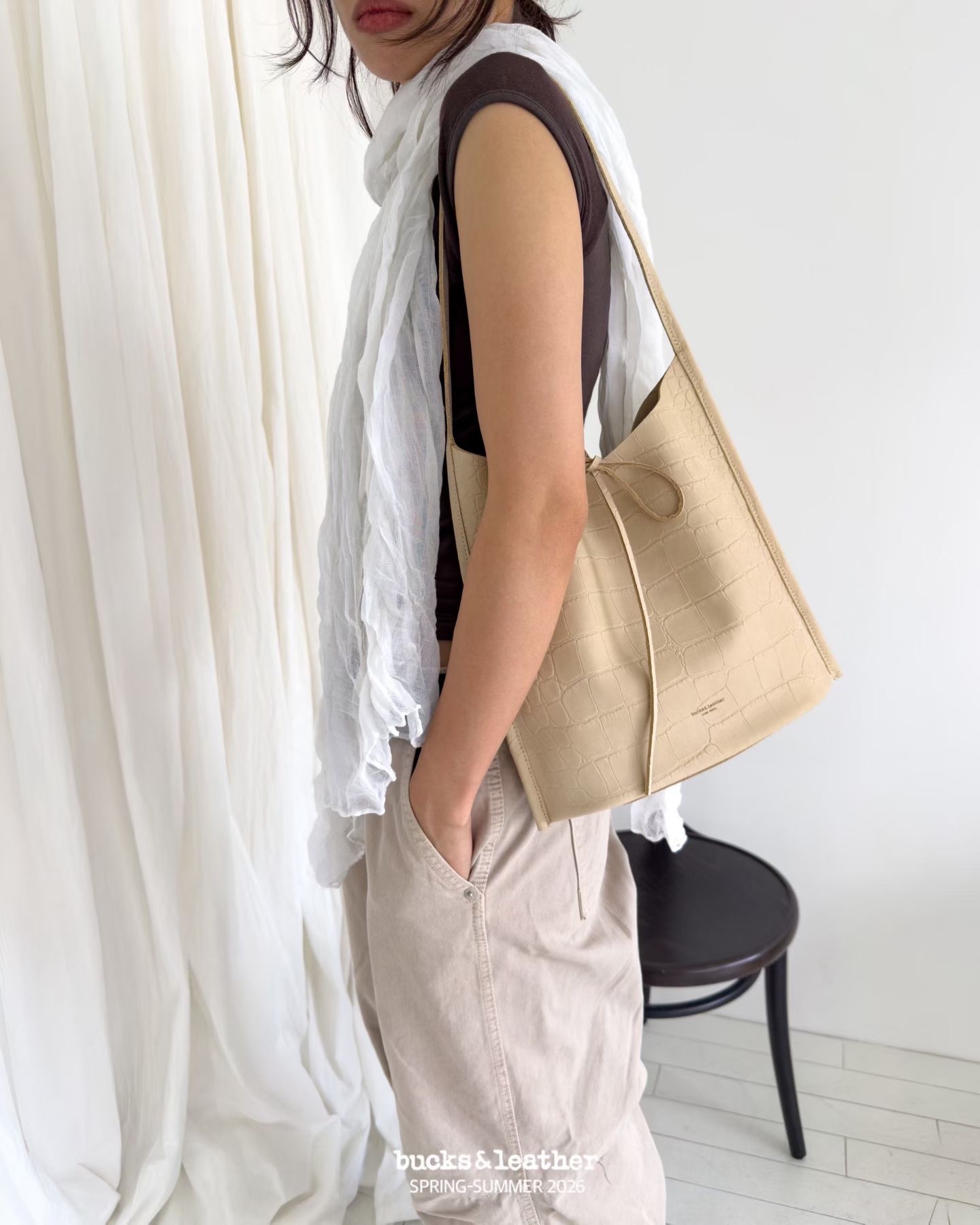 【26SS 】預訂_Flat Shoulder by Bucks & Leather