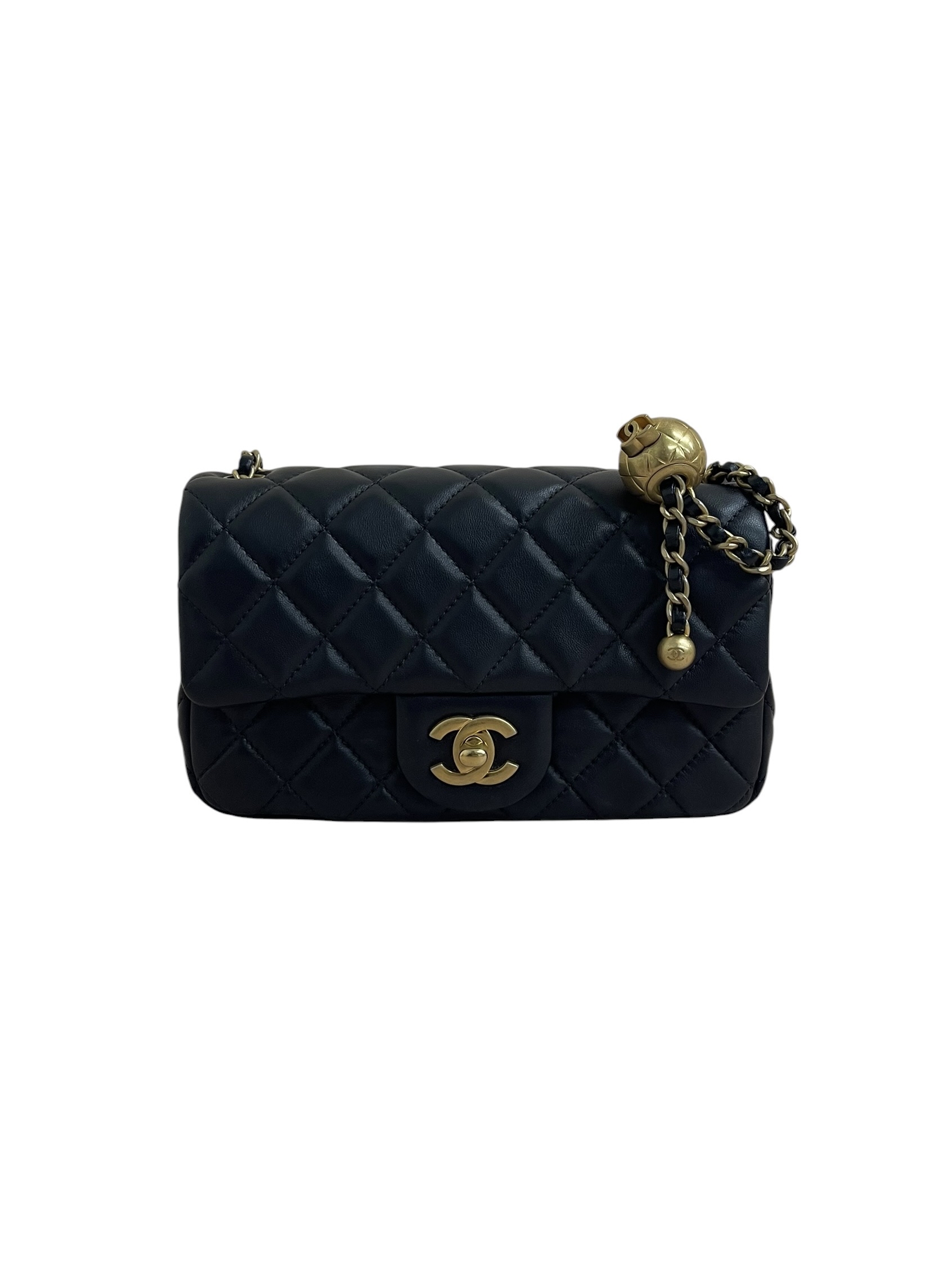 Pre-owned Chanel Pearl Crush CF / Product Code: 26060909