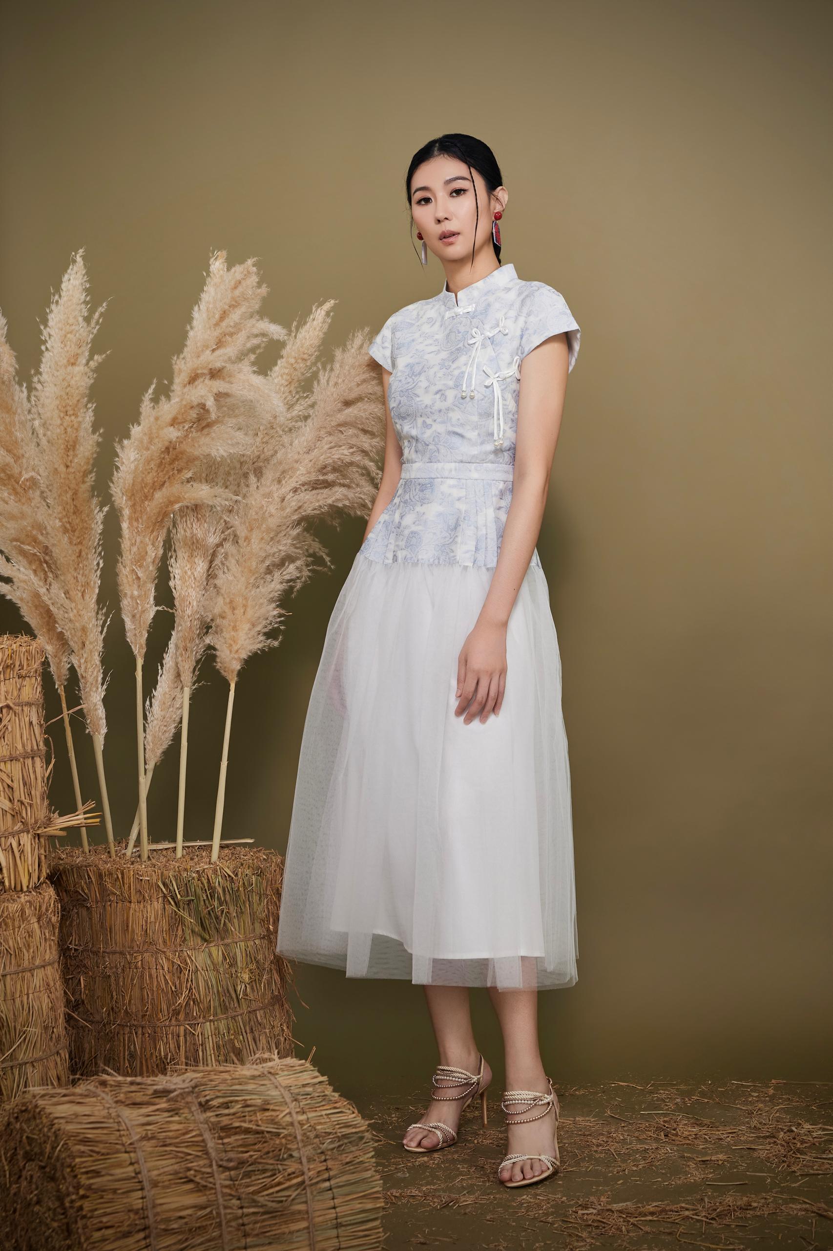CD2160 XIN YI MESH OVERLAYS ORIENTAL DRESS