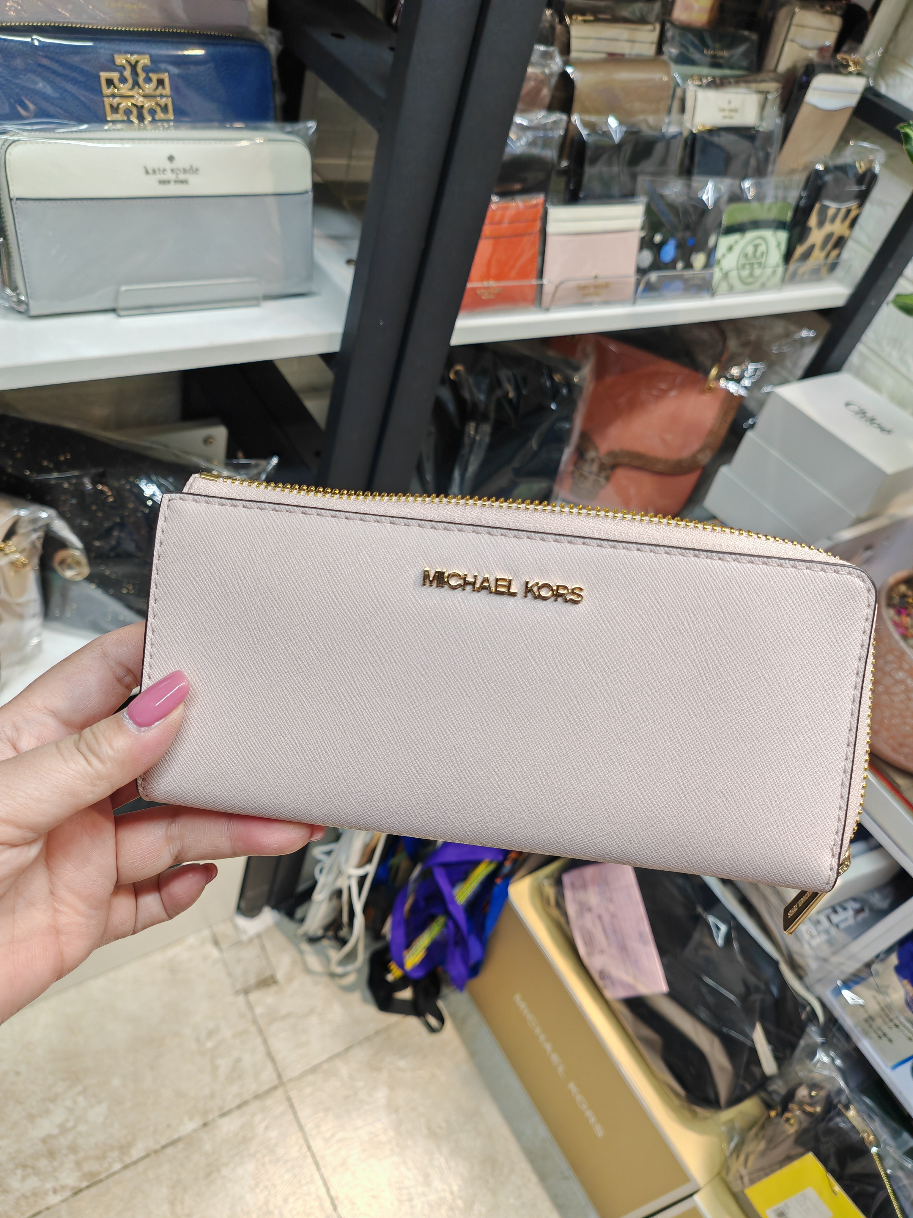 香港現貨-Michael Kors long wallet pink