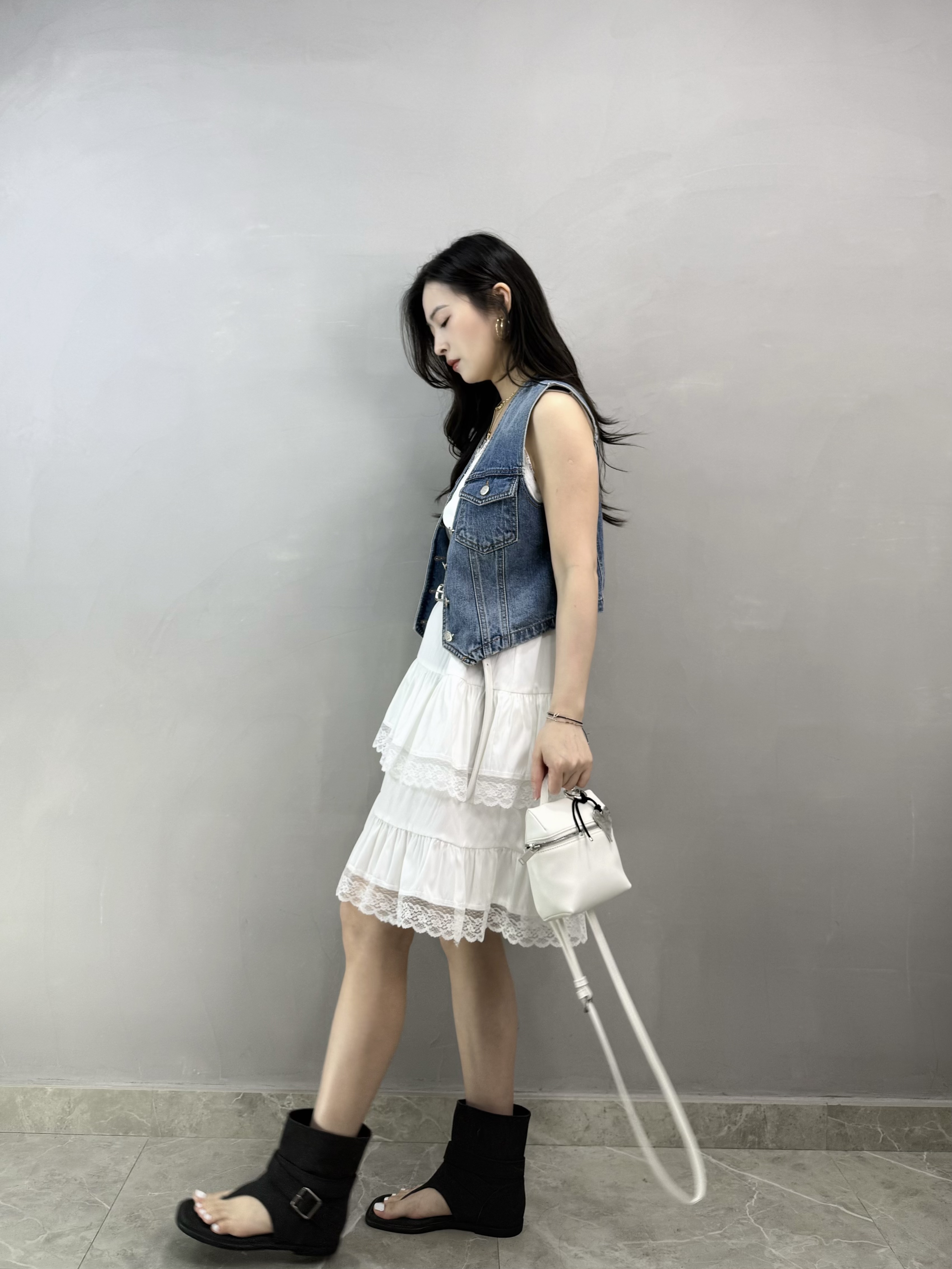 N77 Lace 邊吊帶Ops