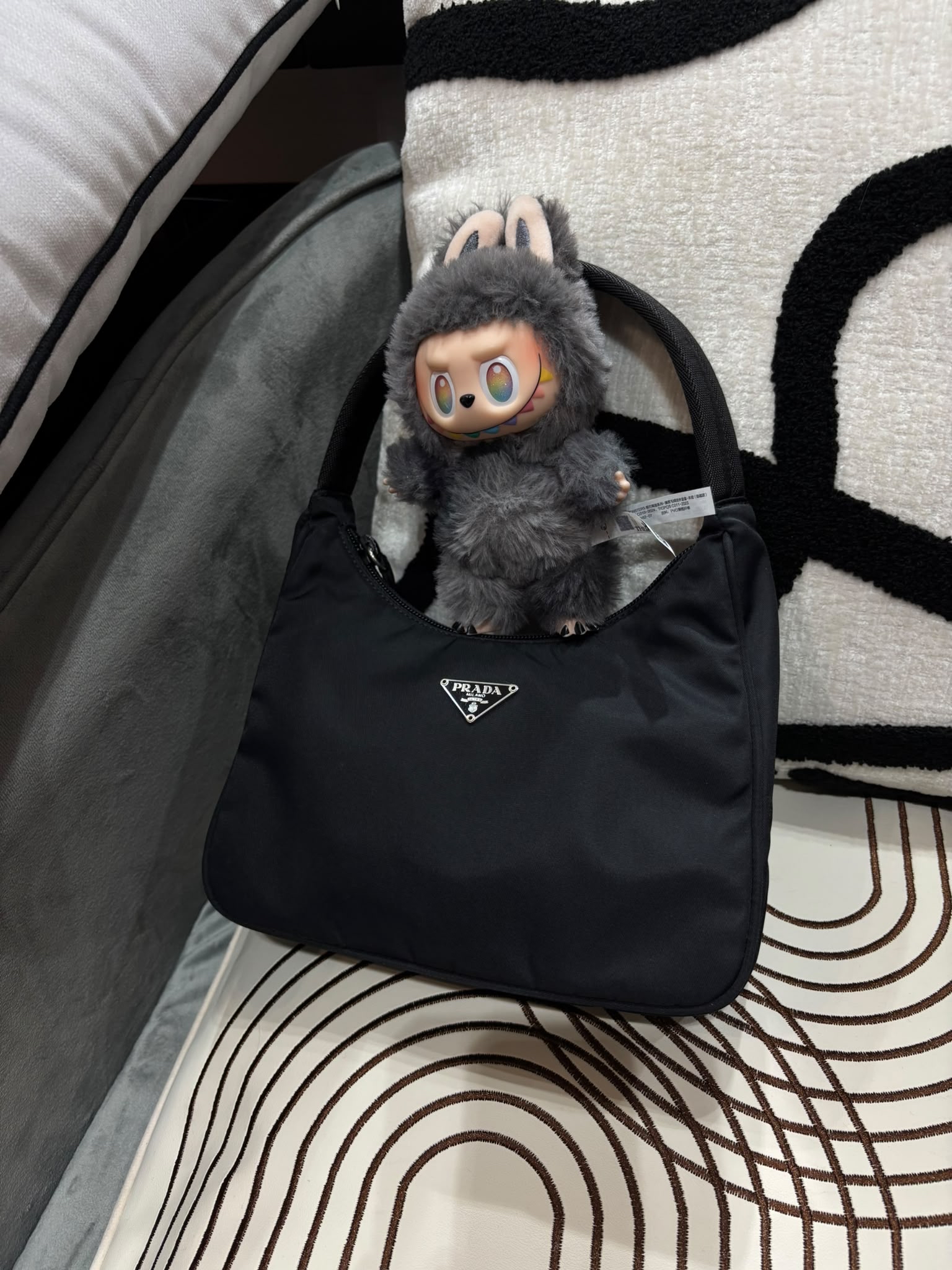 Prada nylon hobo nylon Shoulder Bag 100%Authentic,98%new✅dust bag 