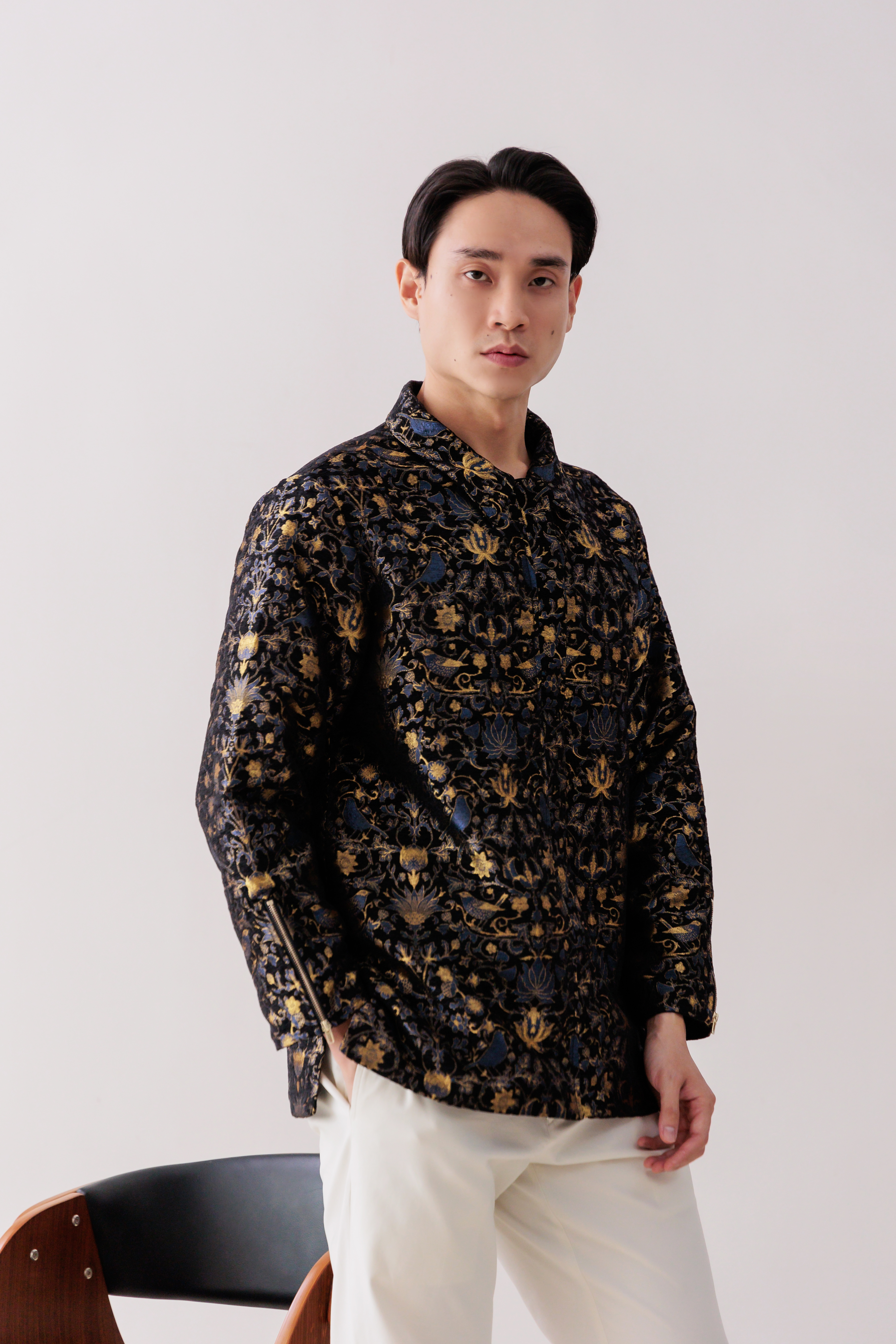 【Pre- Order】Royal Tapestry Botanical Jacquard Shirt 鼎盛尊华 IW009