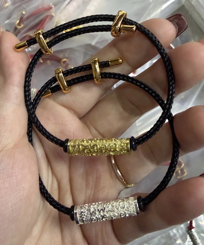 ✴️龍婆本廟供請✴️ ✨化太歲招財開運符管手繩 ✨