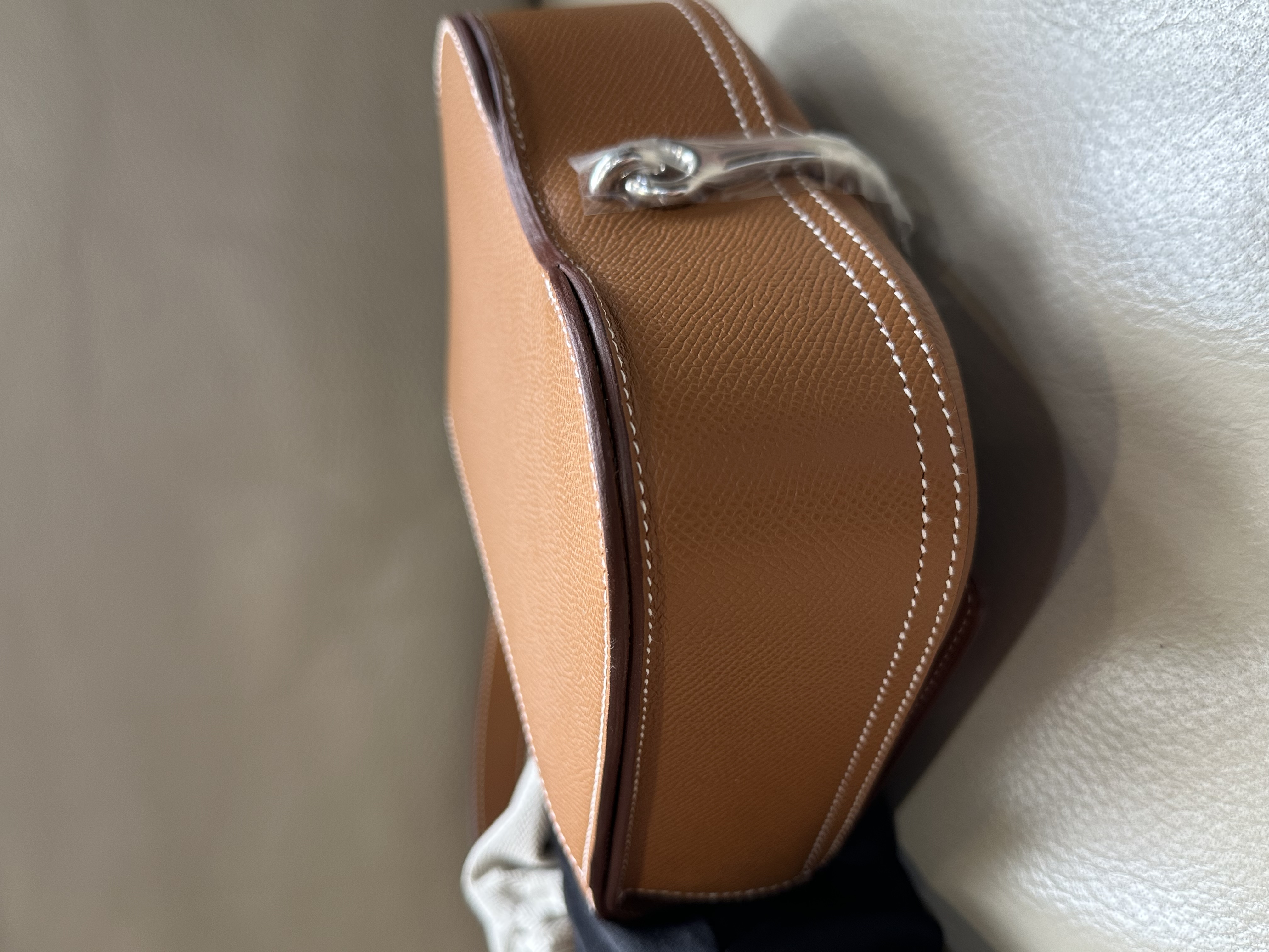 Pre-Owned HERMÉS Della mini /  Stamp W / Product Code: 26042426