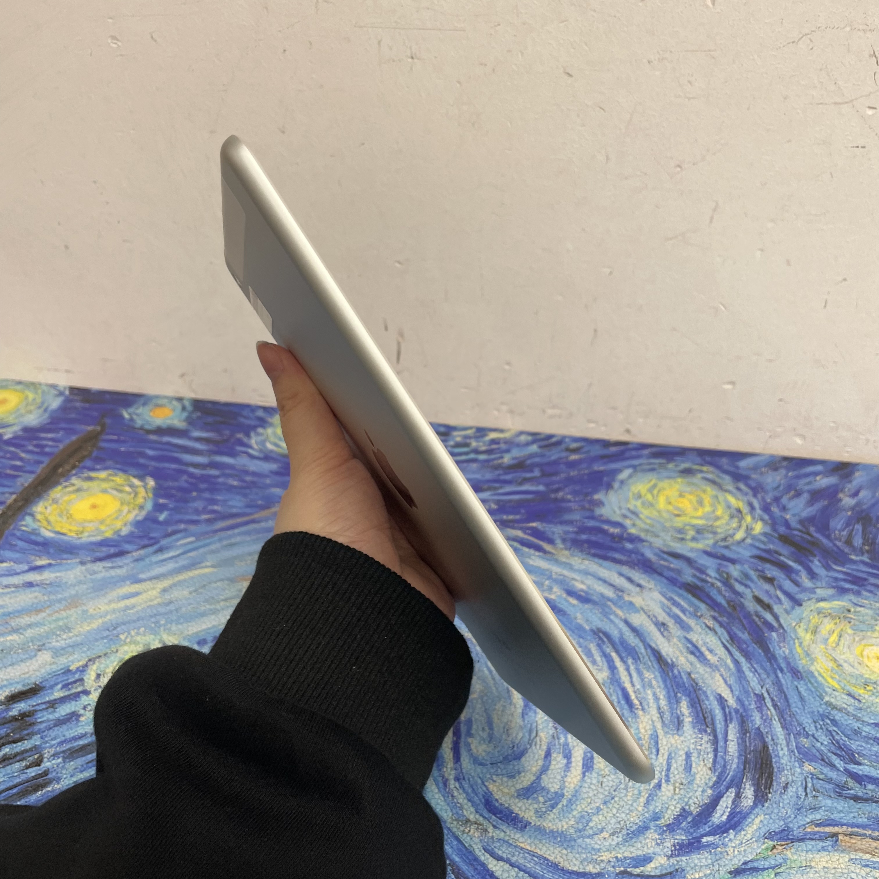 *3478100 iPad mini 4 全新機 128GB 插卡版 銀色 sliver