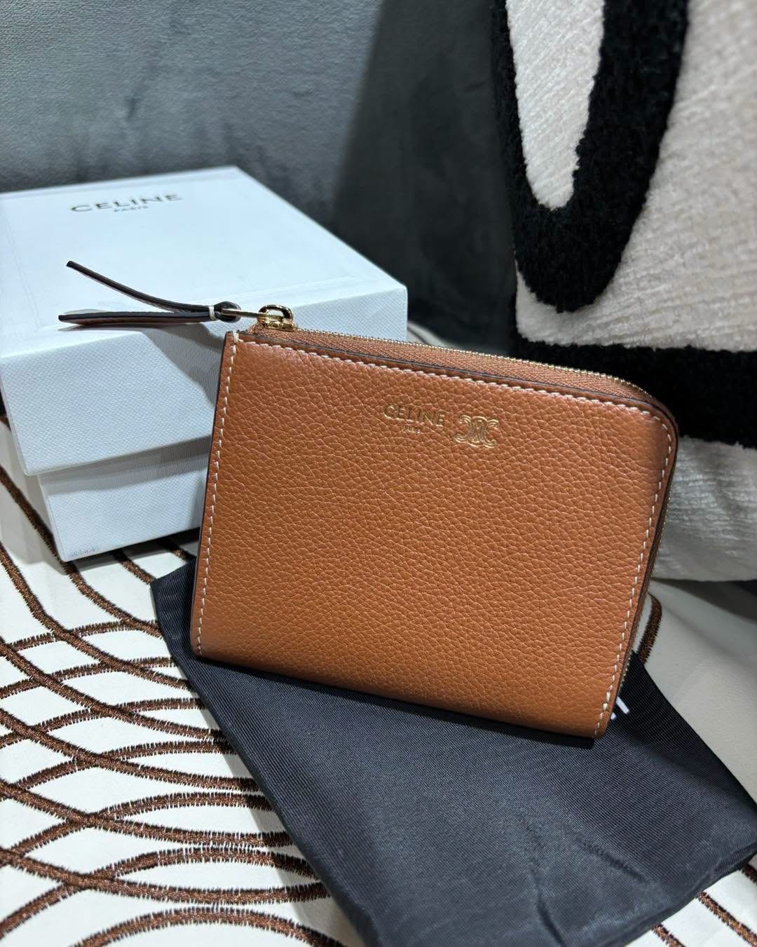 全新 Celine zip wallet 拉鏈銀包   100%Authentic,全新未使用品 ✅專門店收據✅dust bag✅box