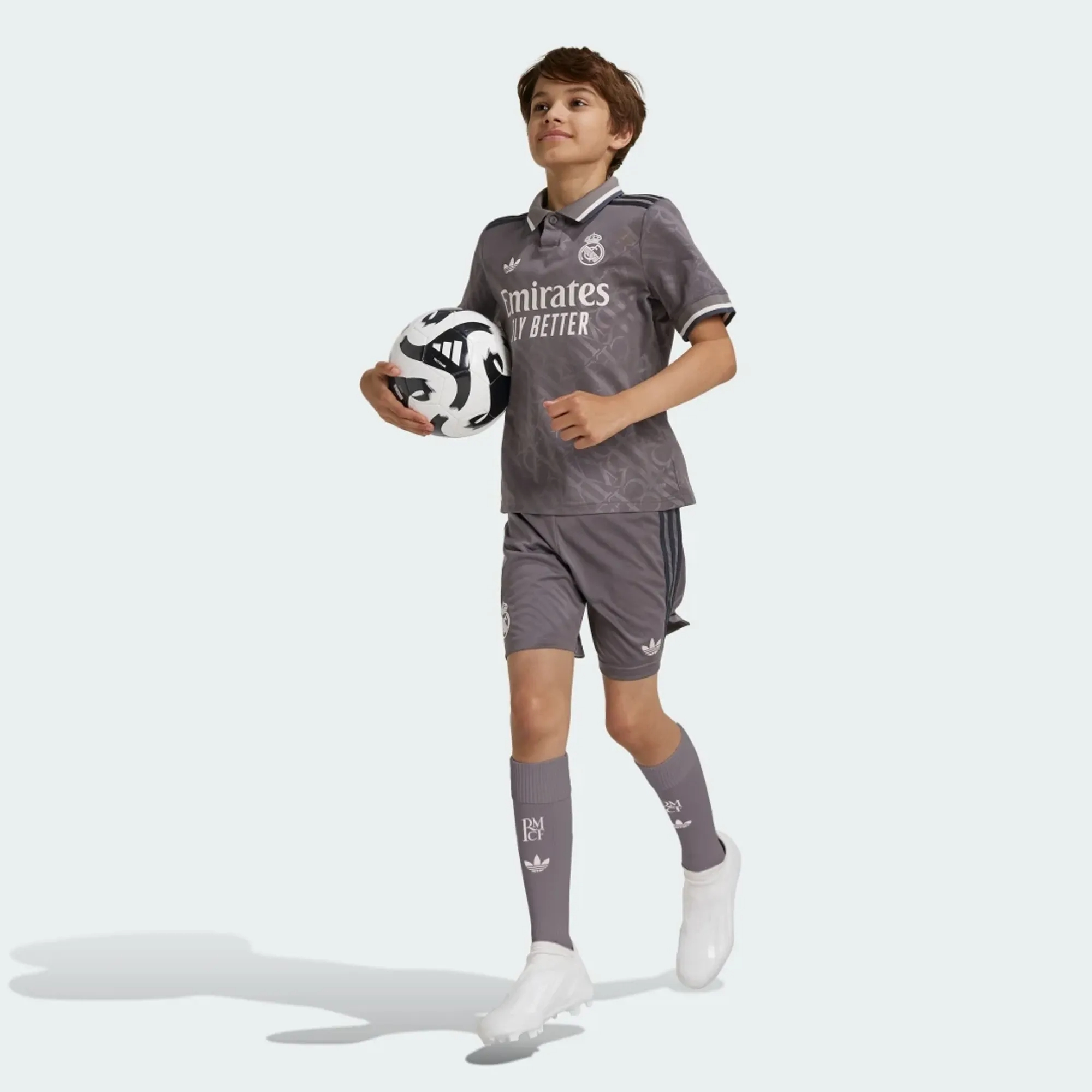 Adidas Real Madrid 皇家馬德里 2024-25 三客少年球衣套裝 IT3441