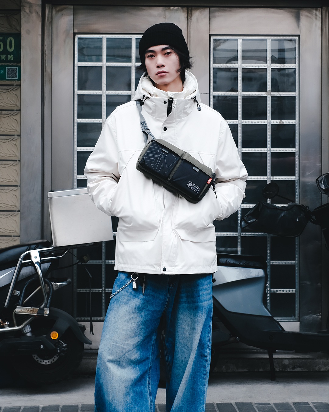 SKINARMA Crossbody Jager 防水防撕裂尼龍斜背包