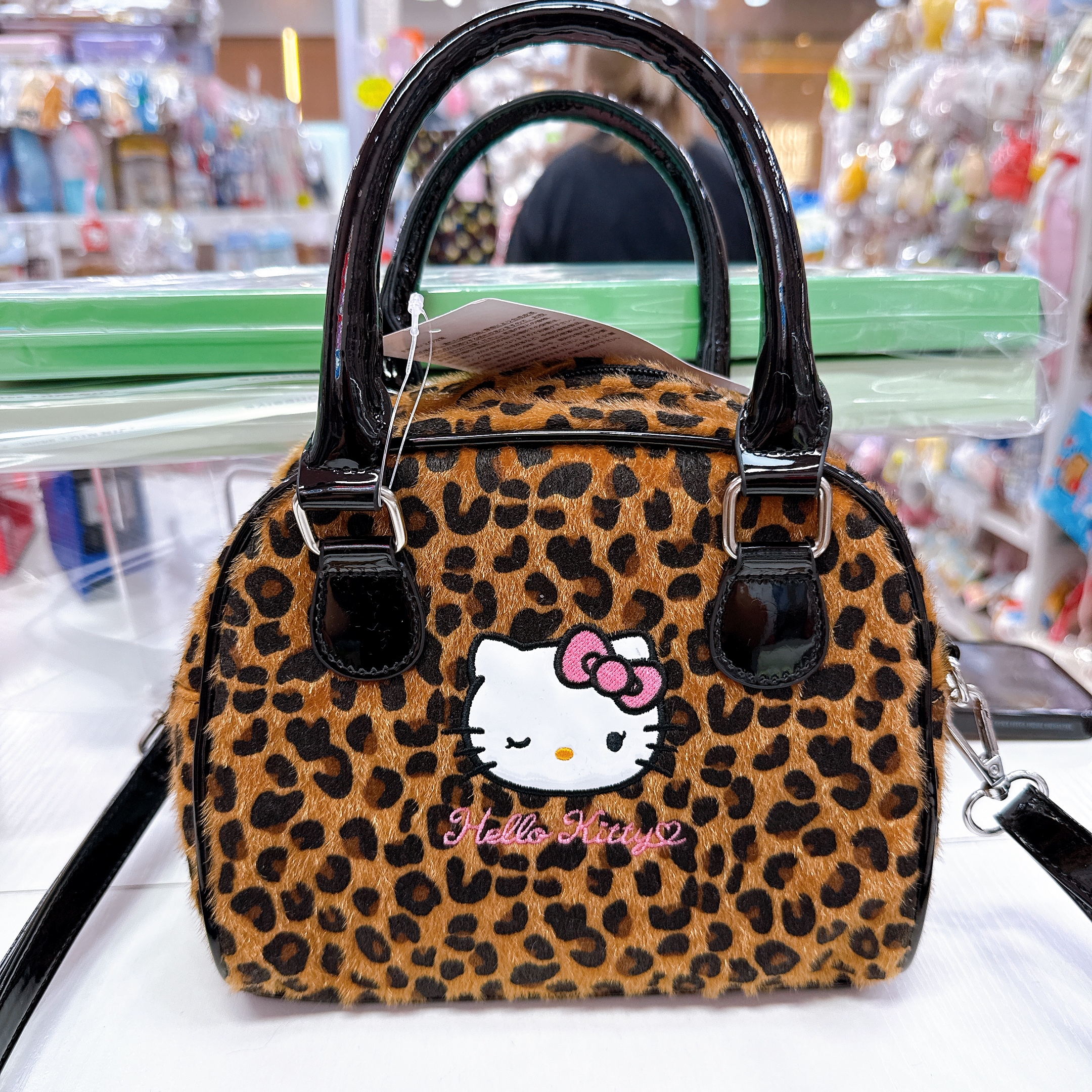 日本直送日本限定Hello Kitty豹紋手挽袋可斜孭