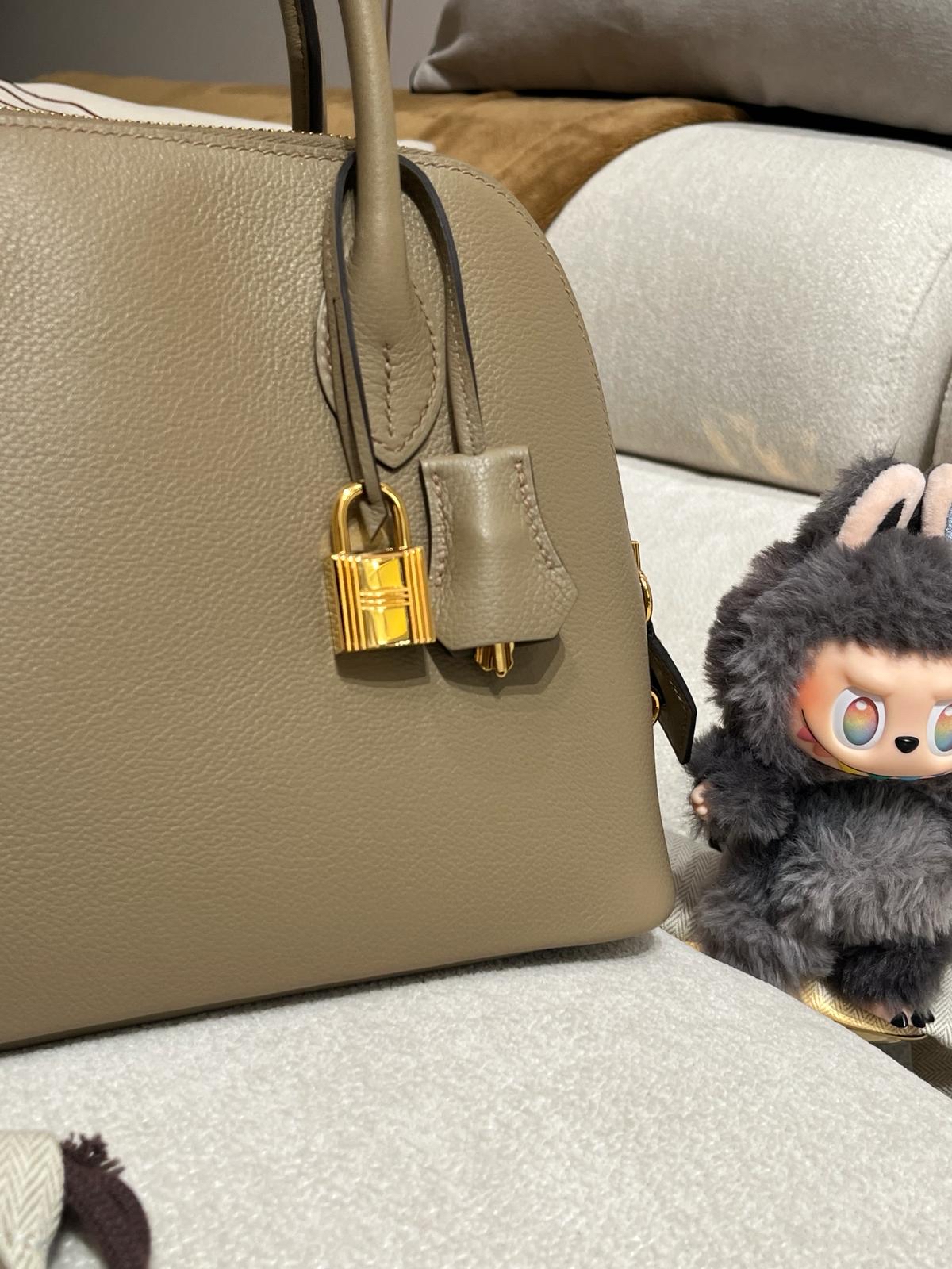 Hermes Bolide 25 STAMP W,marfa 馬爾法米金扣 100%Authentic, 98%new ✅收據✅Key lock✅dust bag ✅box