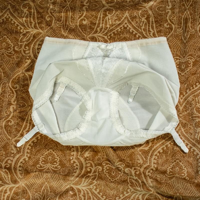 Vintage Amourette Lace Girdle with Garter / Elastic Waist Band- Approx Size S(FC147)