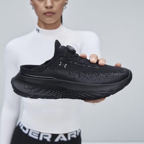 Under Armour SlipSpeed Mega 黑色 （全球代購） 參考價格HKD$900起
