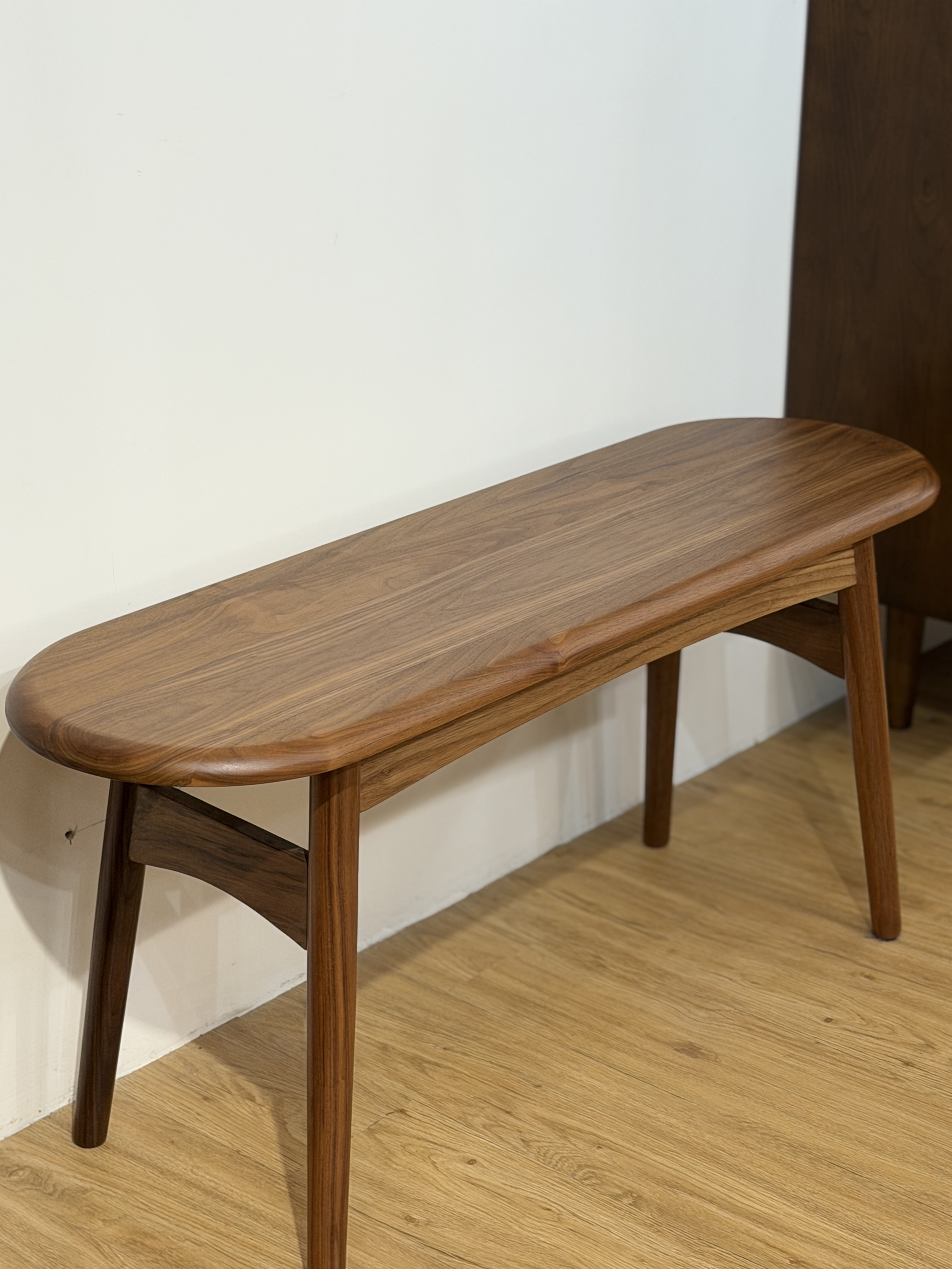 #陳列品清貨 OVAL Bench （Walnut)